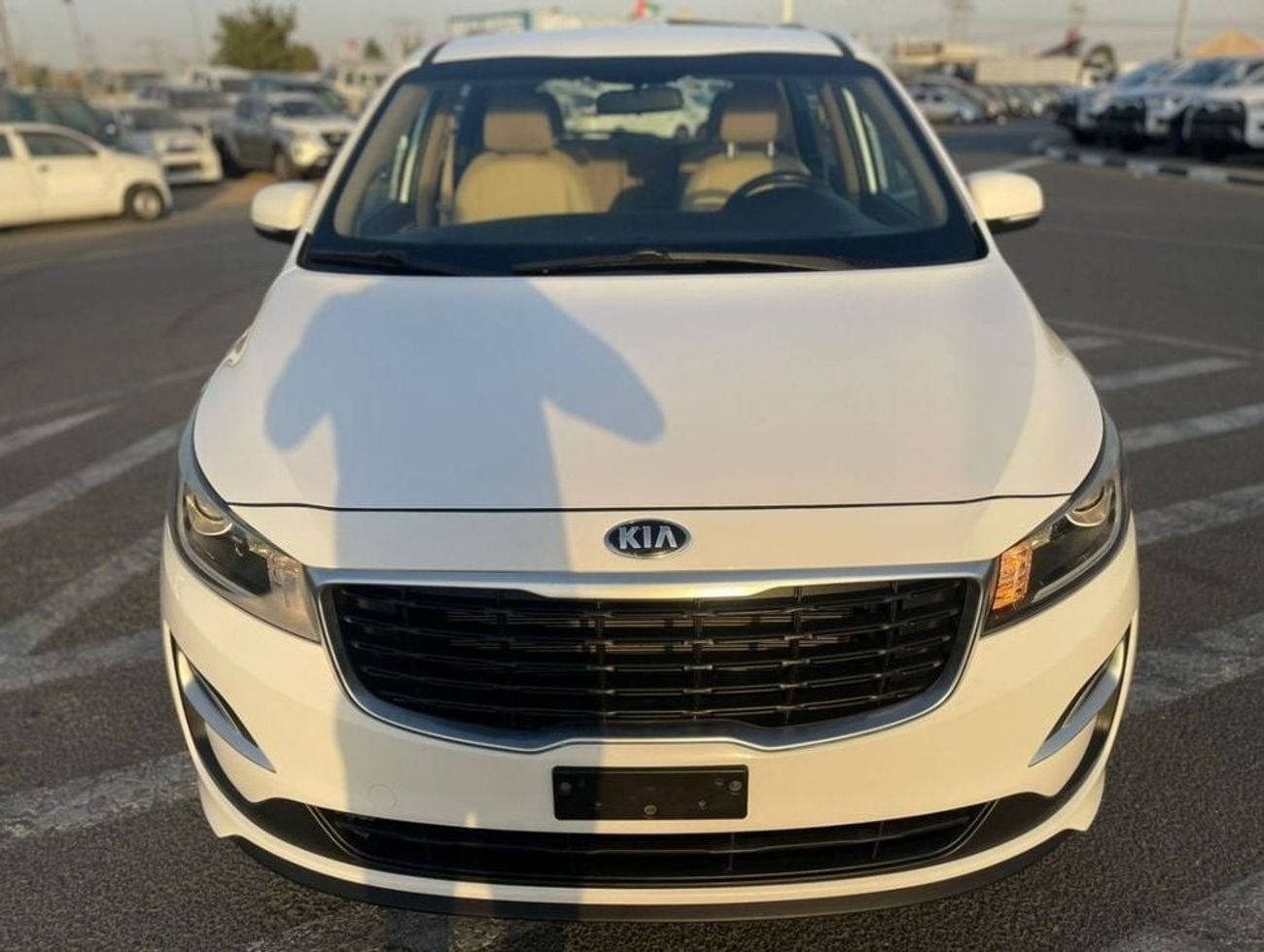 Kia Grand Carnival 2020 Kia Grant Carnival Gcc Specs - MidOption+ 7 Seater - No Accident -