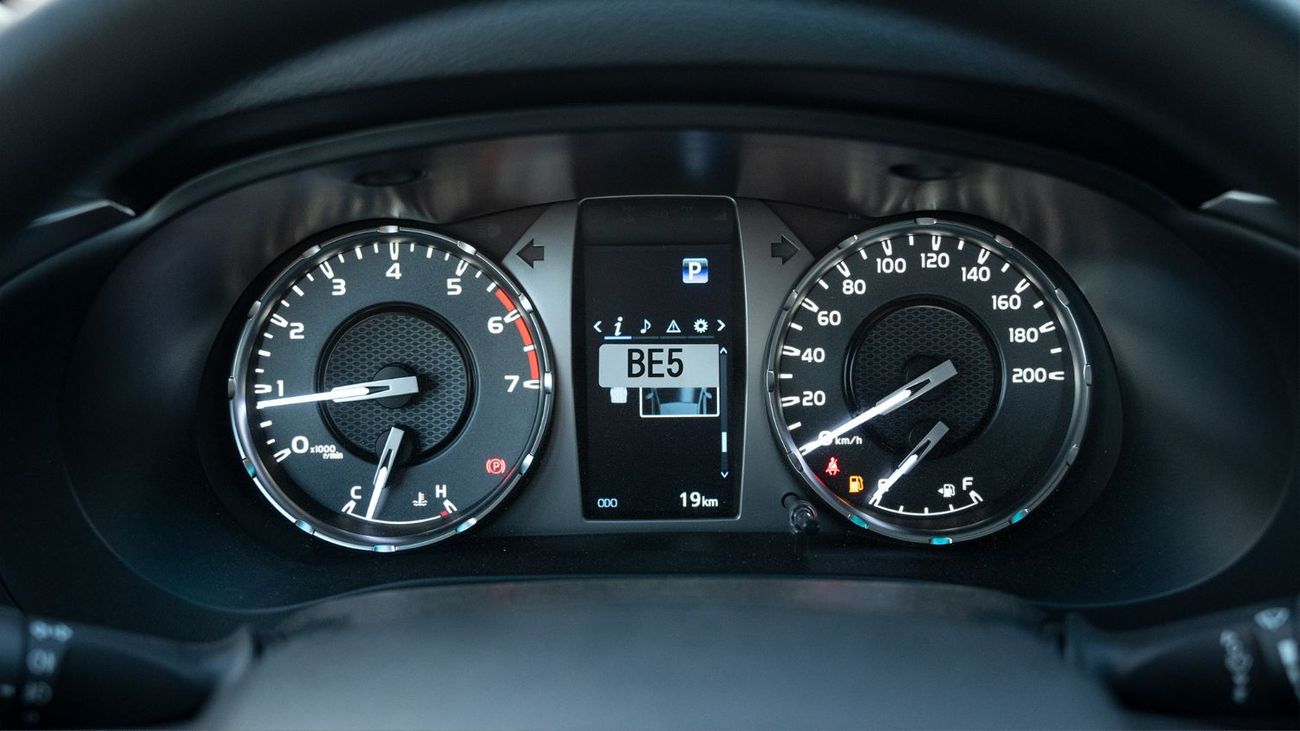 Toyota Hilux 2025 Toyota Hilux 2.7L RWD AT Petrol