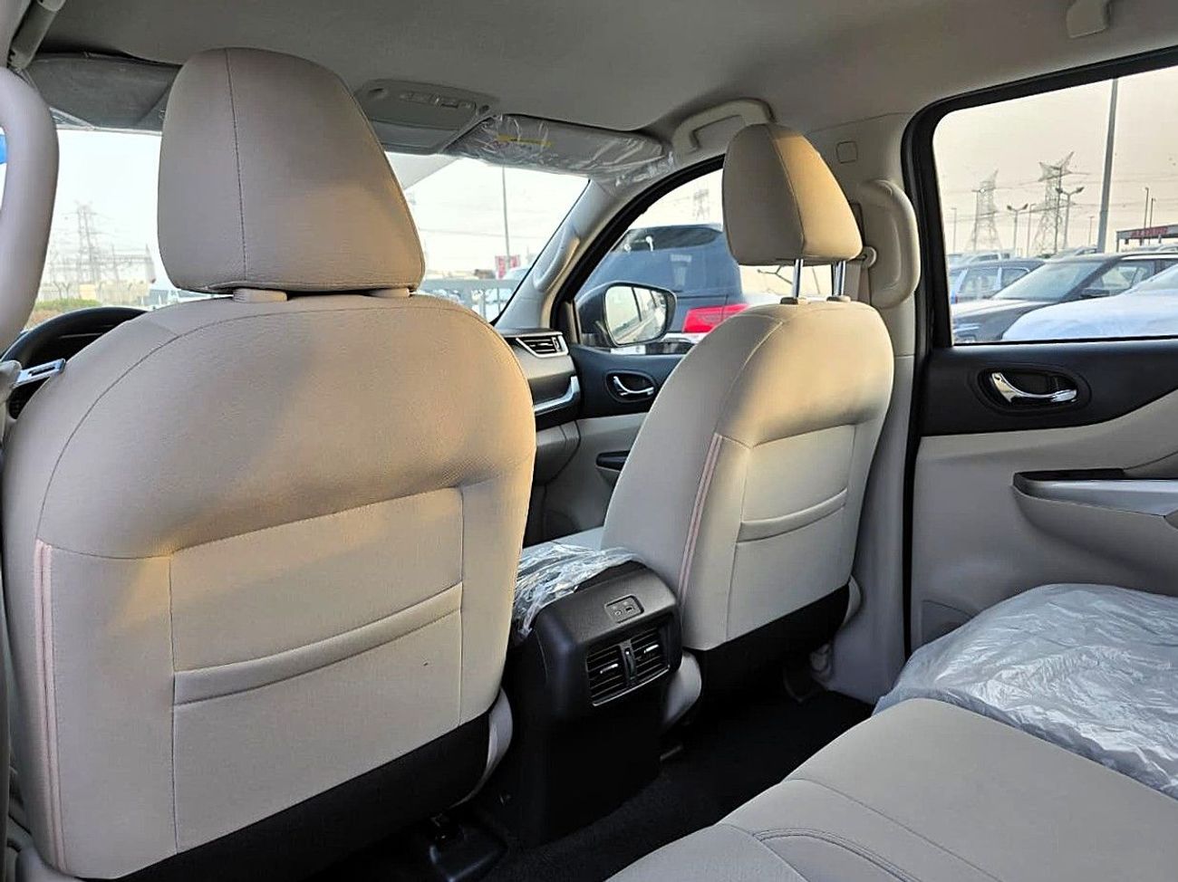 نيسان إكستيرا SE 2.5L RWD