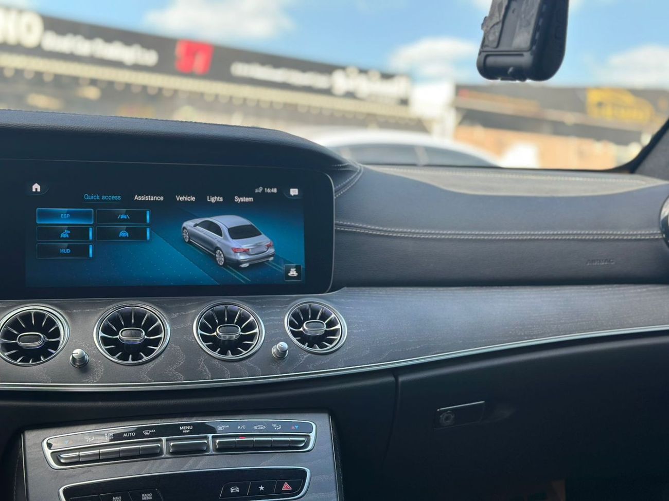 Mercedes-Benz E 350 MERCEDS E 350 2023 4MATIC AMG