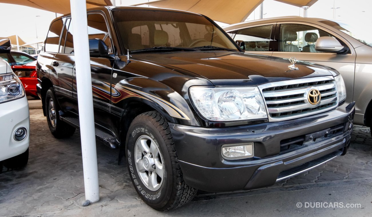 Toyota Land Cruiser GXR V6