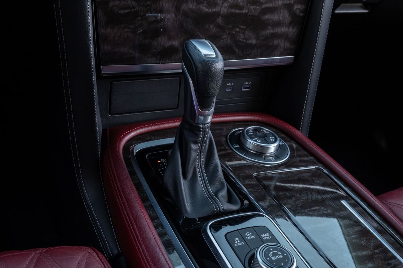 نيسان باترول SE Platinum City 5.6L