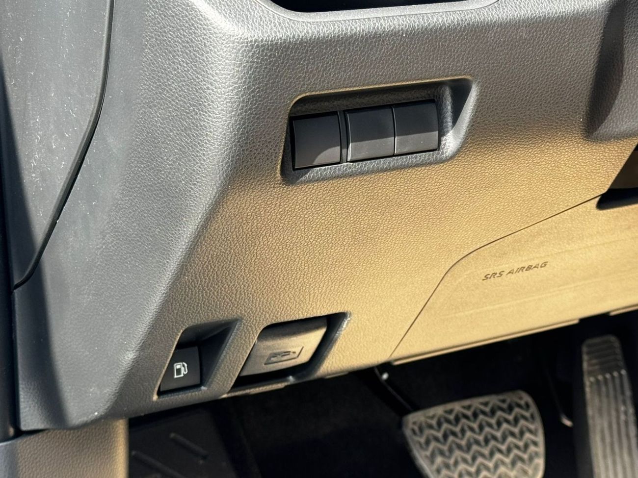 Toyota RAV4 2025 TOYOTA RAV 4 2.5L HYBRID SUNROOF FABRIC SEATS GCC SPEC MID OPTION