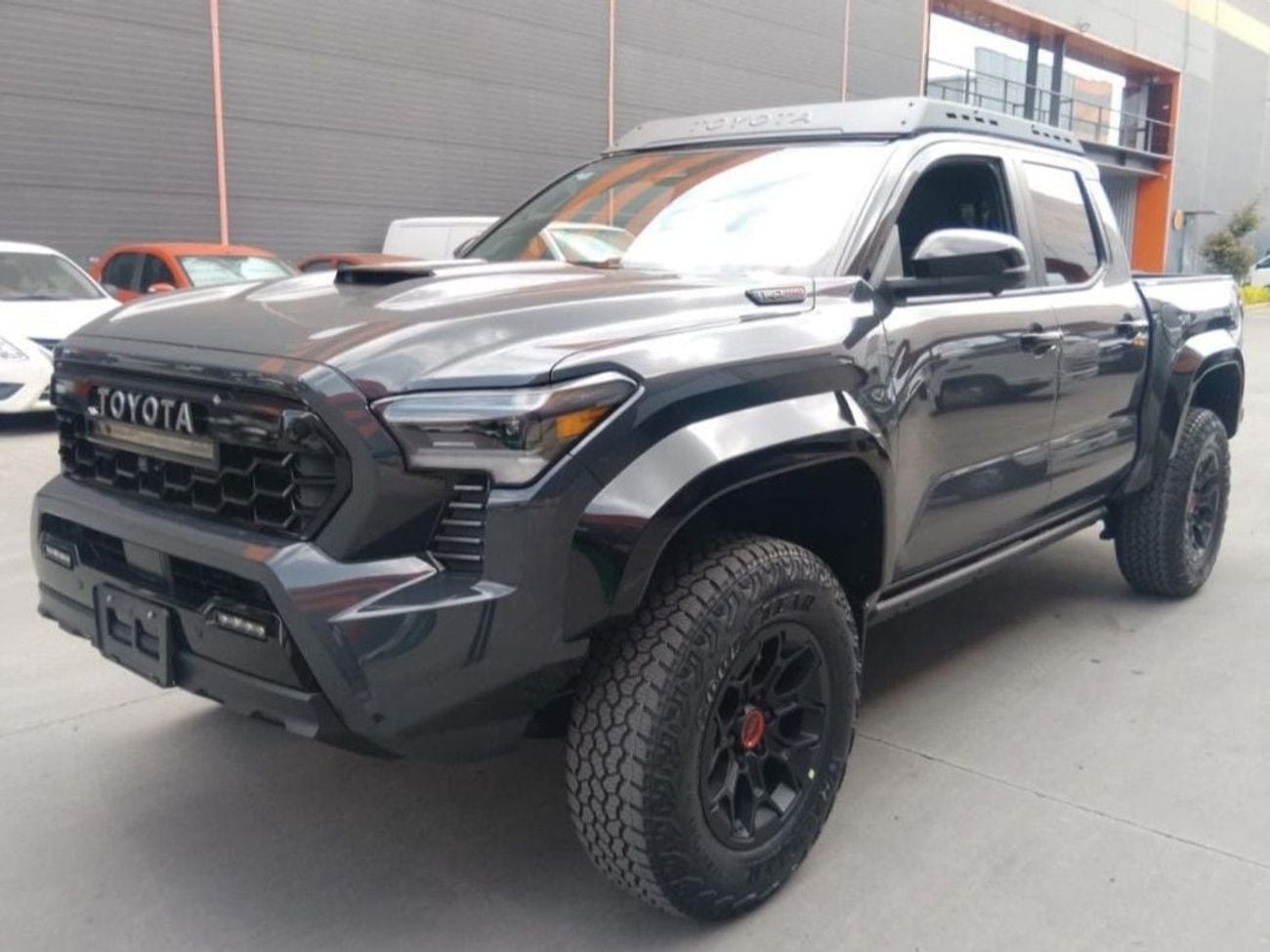 Toyota Tacoma TRD PRO 2.4L 4X4 i-FORCE MAX PETROL HYBRID