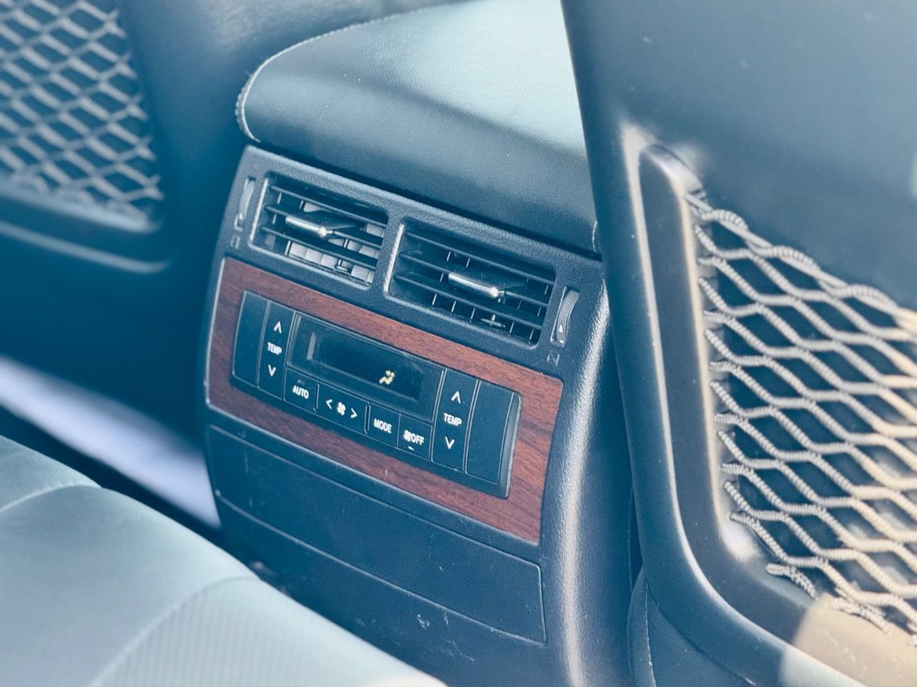 Toyota Land Cruiser Toyota Land Cruiser VXR RHD