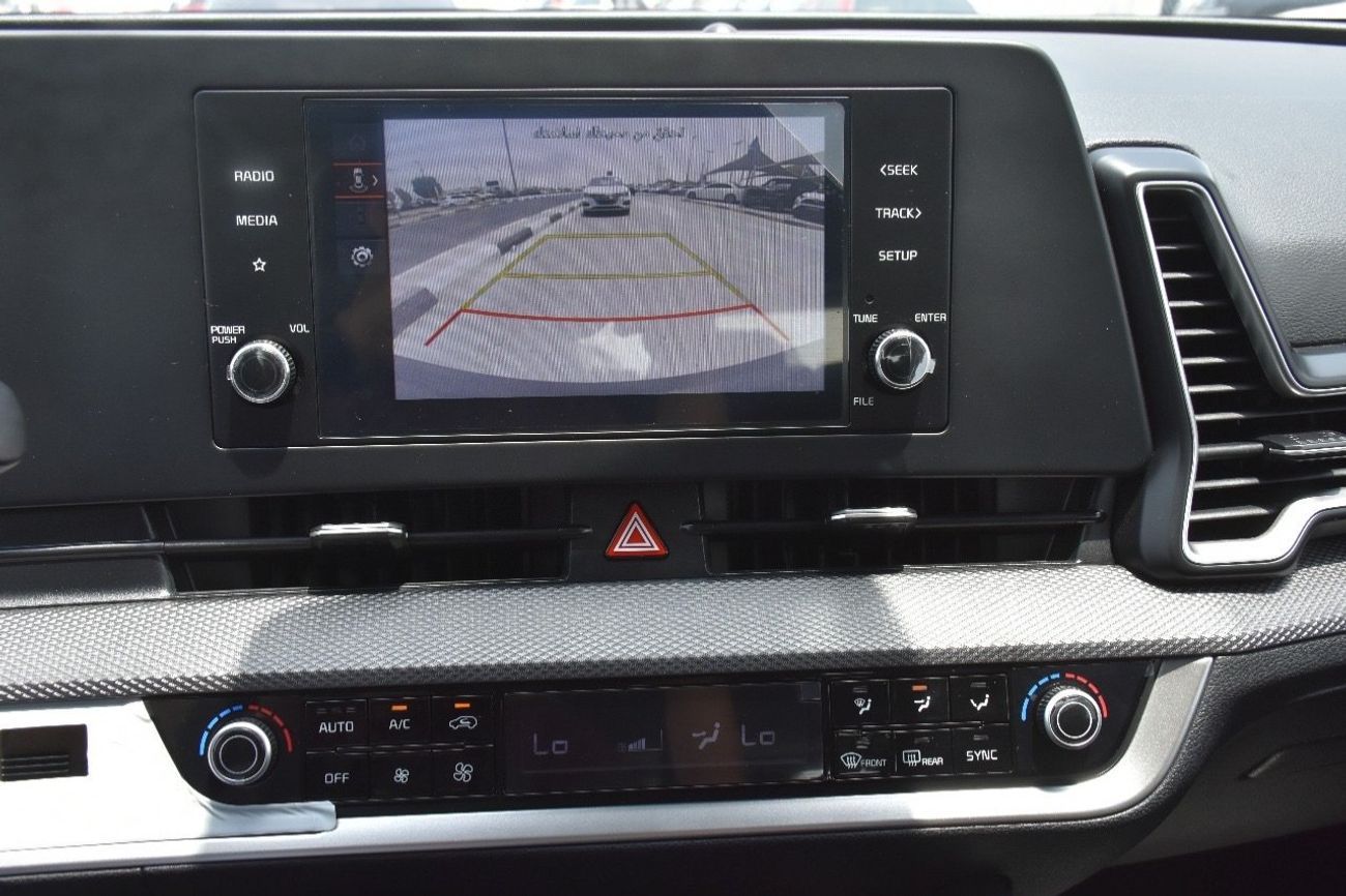 Kia Sportage LX 2.0L