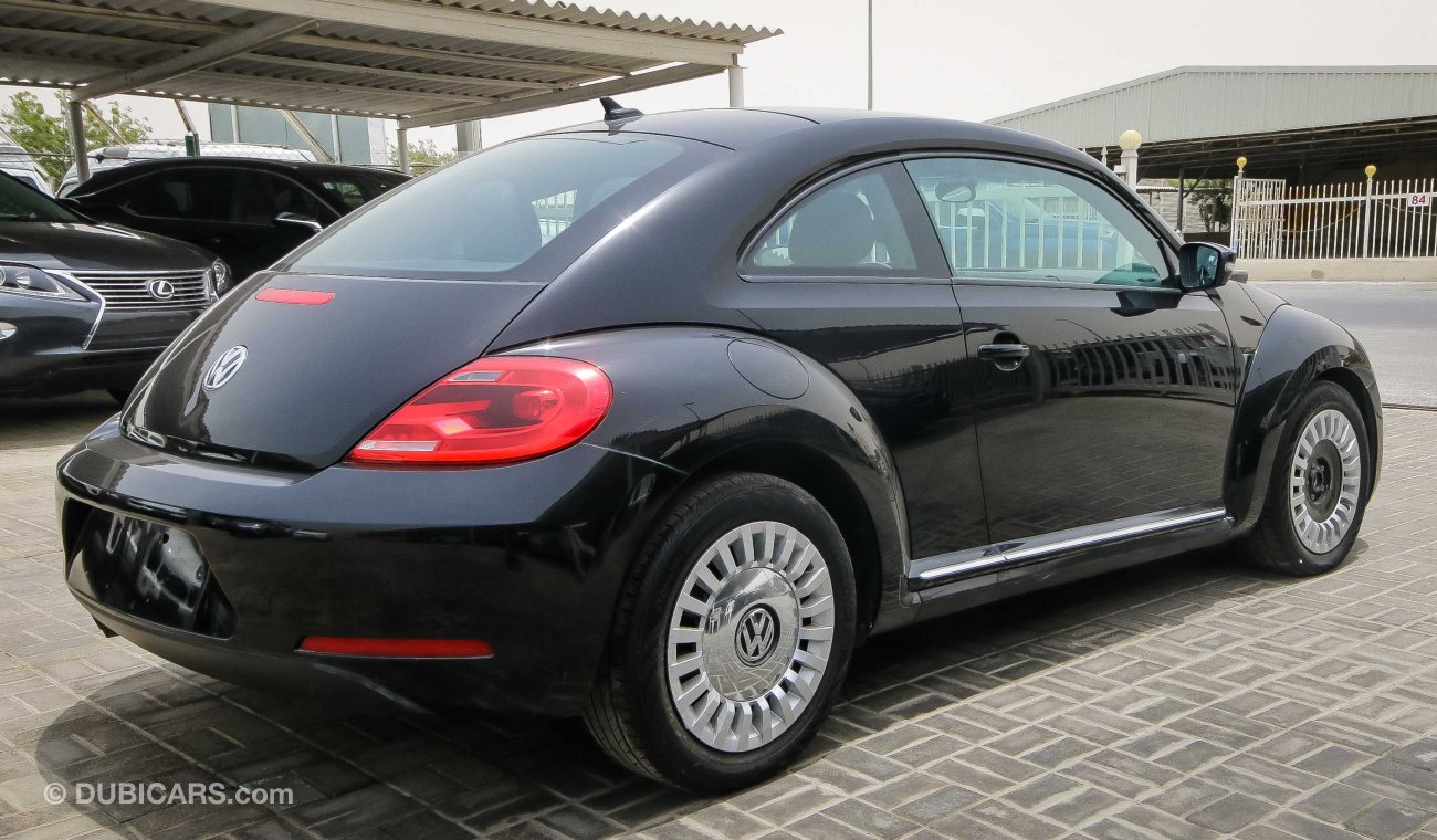 Volkswagen Beetle - Low Mileage - No Accidents