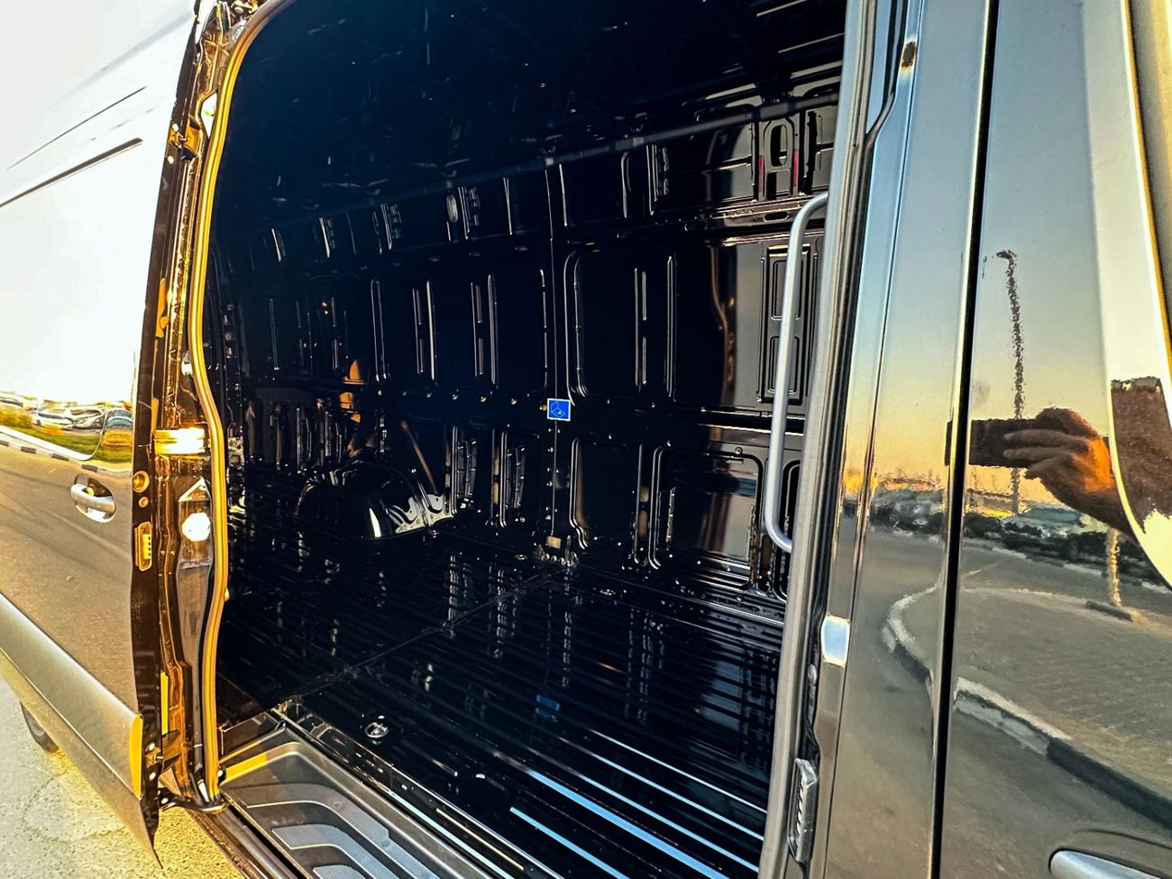 مرسيدس بنز سبرينتر Mercedes-Benz Sprinter 519 EXTRA LONG