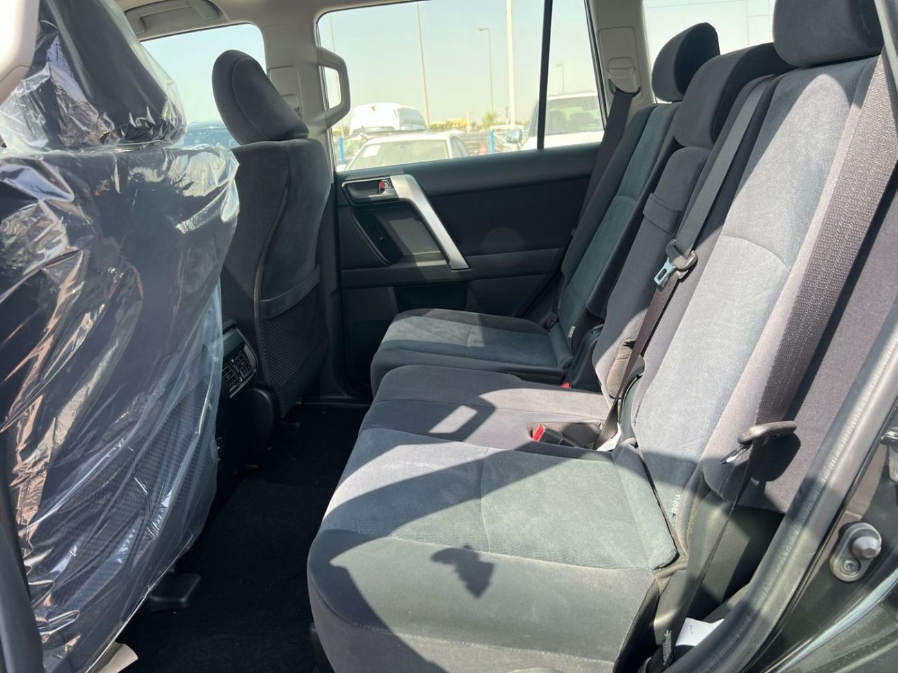 تويوتا برادو TX 2.7L TOYOTA PRADO 250 TX 2.7P AT  2023