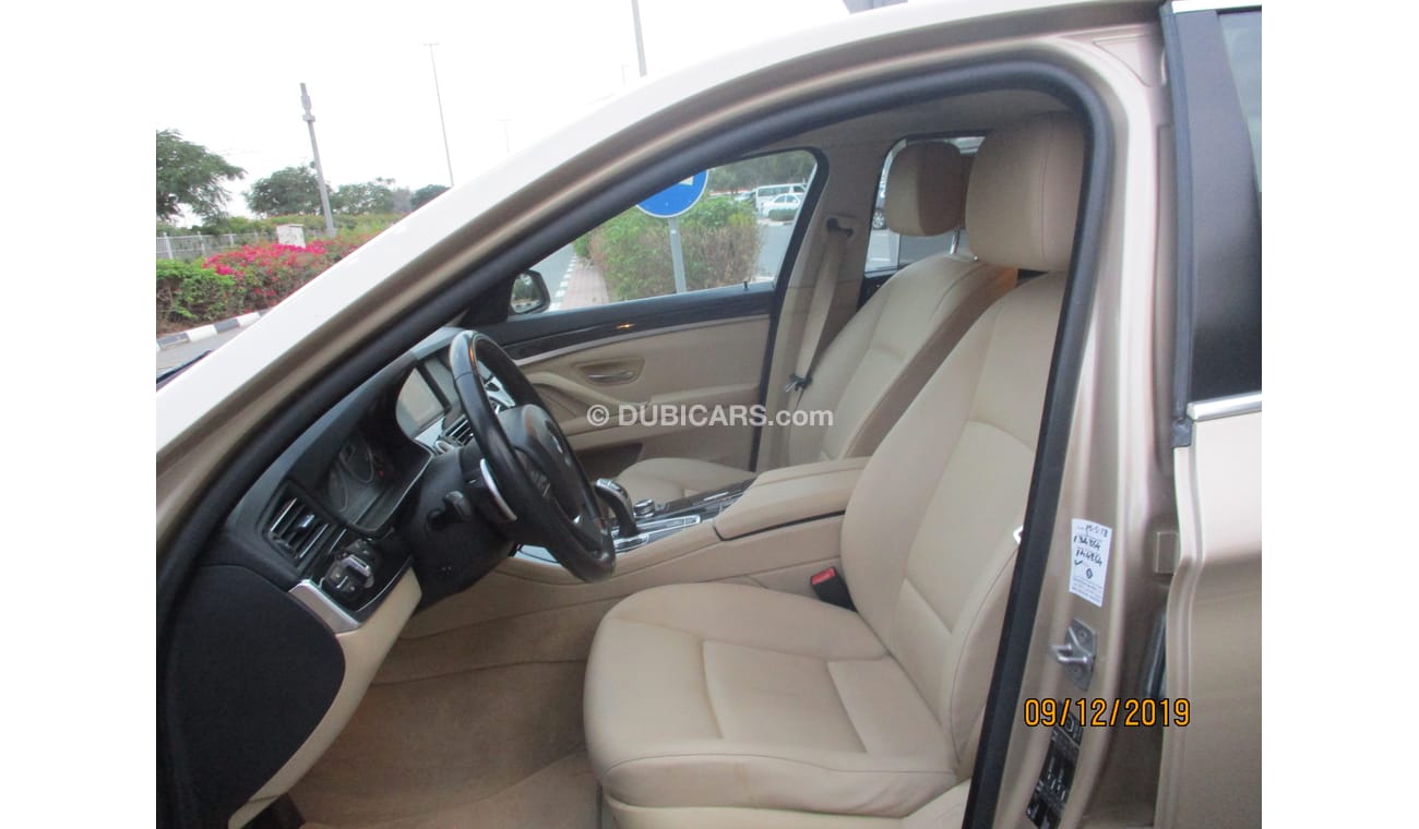 BMW 523i BMW 523i GULF SPACE FULL OPTIONS 2011 V6