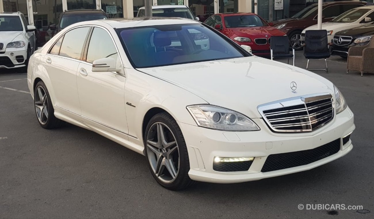 مرسيدس بنز S 500 موديل 2009 محول 2012 كت 63AMG فل مواصفات كراسي جلد ومثبت سرعه وتحكم كهربي كامل ونظام صوت ممتاز ونيت