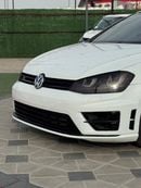 Volkswagen Golf R 