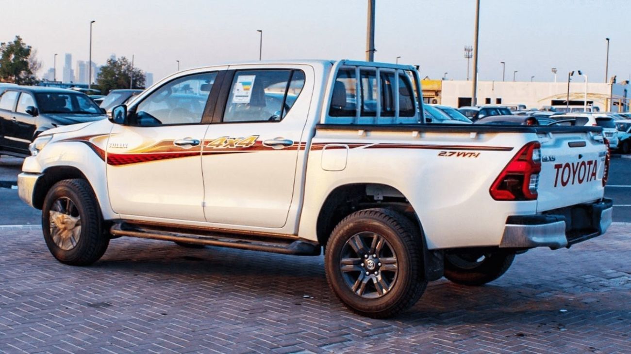 تويوتا هيلوكس HILUX GLX 2.7L MT PETROL