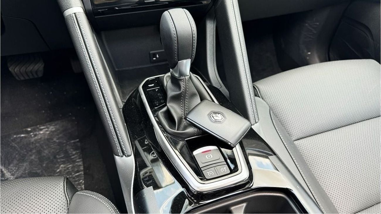 رينو كوليوس رينو كوليوس 2.5 لتر بنزين 15,000كلم موديل 2022