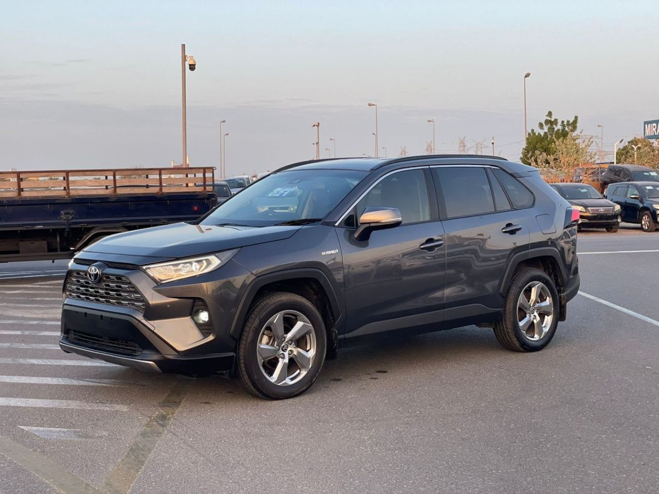 تويوتا راف ٤ 2021 Toyota RAV4 Hybrid - 2.5L V4 - Right Hand Drive - Japan Specs - 22,400 Km