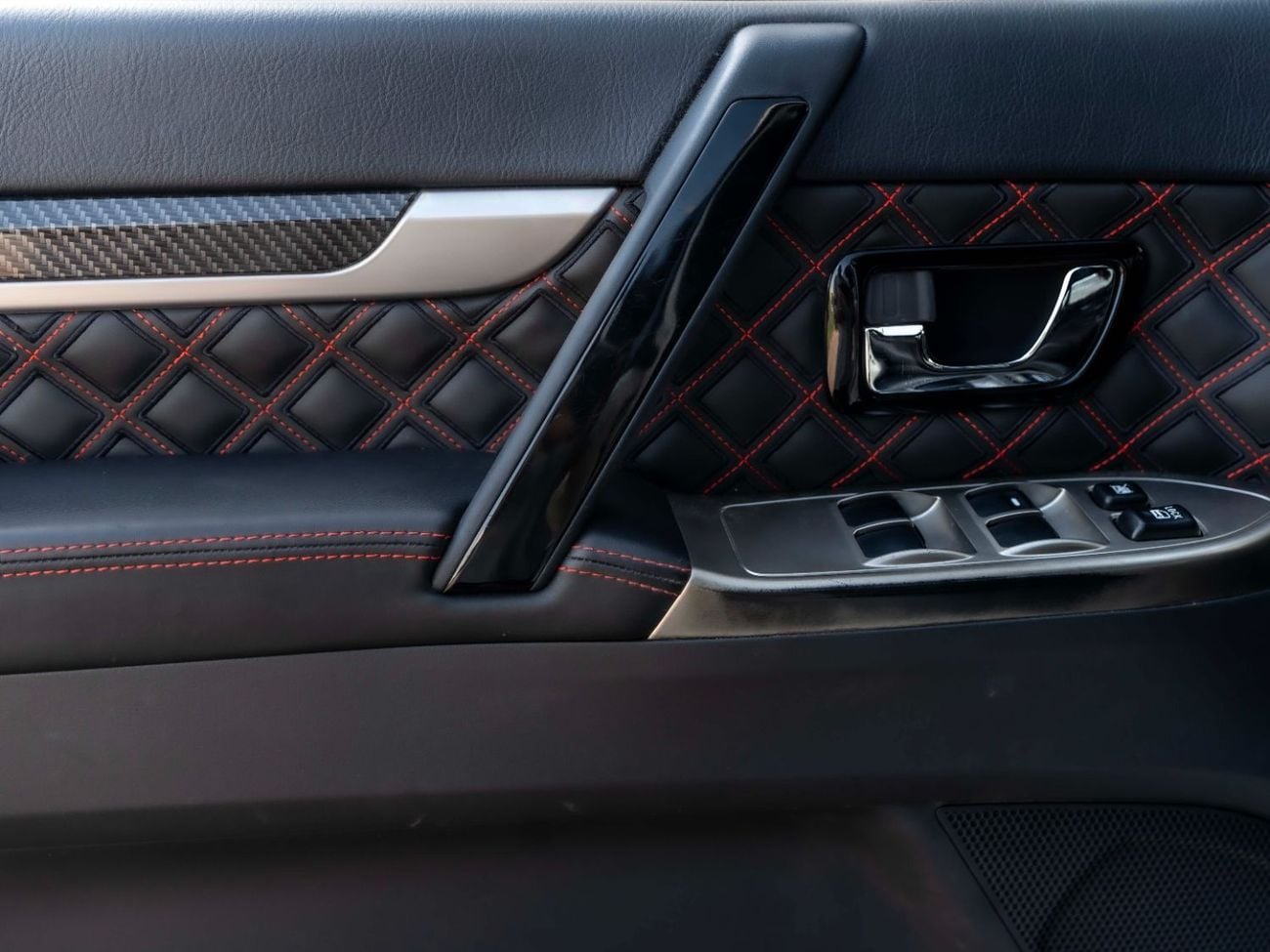 Mitsubishi Pajero GLS 3.5L (189 HP)