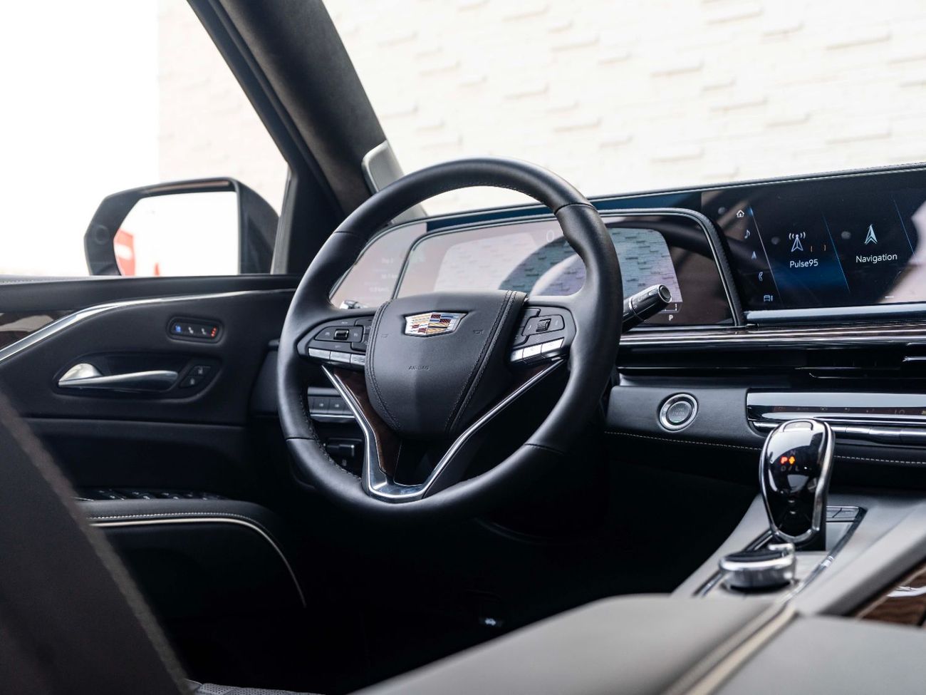 كاديلاك إسكالاد Sport Platinum 6.2L AWD