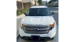 Ford Explorer Standard