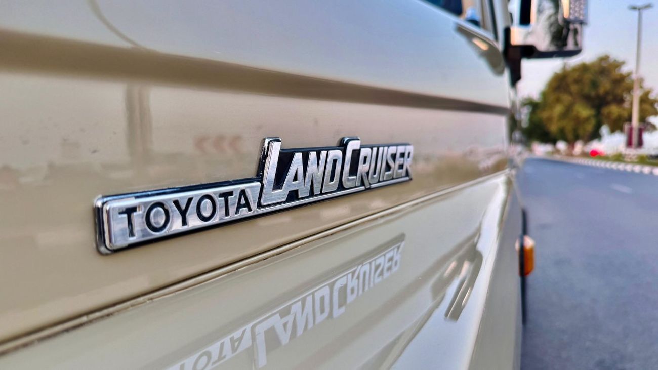 Toyota Land Cruiser 70 HARD TOP | RHD | 4.2L DIESEL ENGINE | MANUAL TRANSMISSION | AIR SNORKEL | PREMIUM BULL BAR INSTALLED