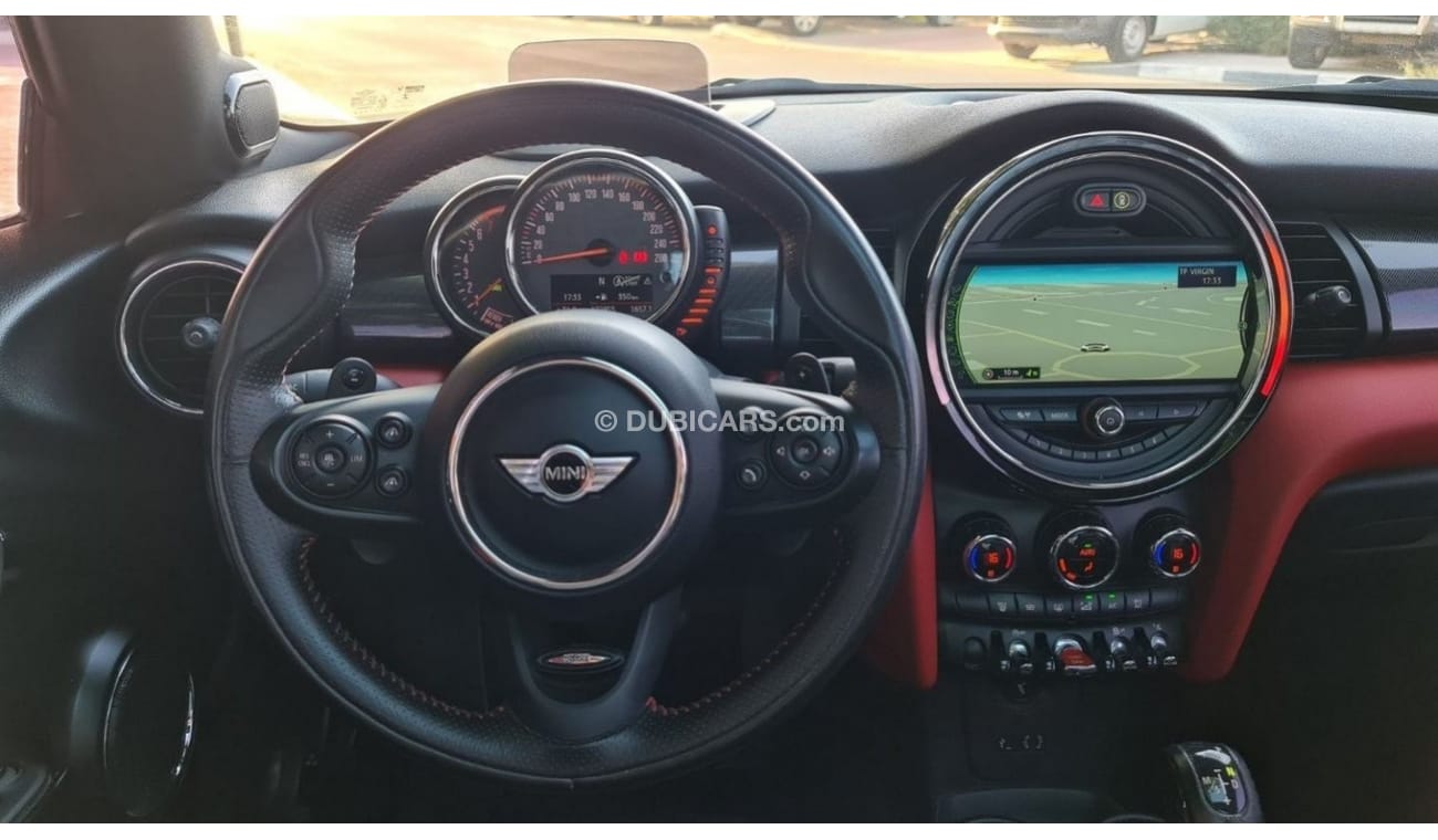 Mini Cooper S JCW Full Option 2016 Full Service History GCC