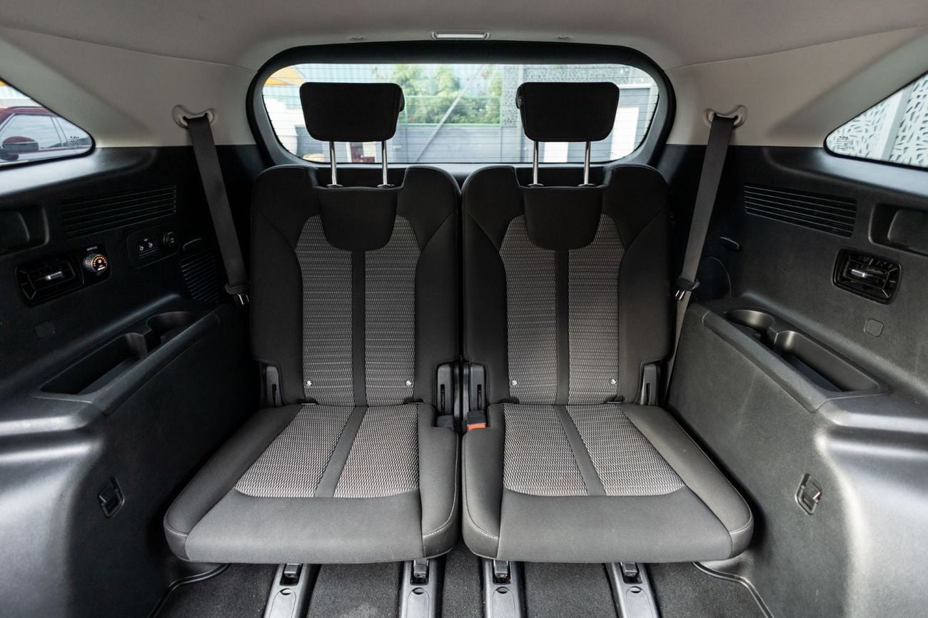 Kia Sorento Std 2.5L FWD