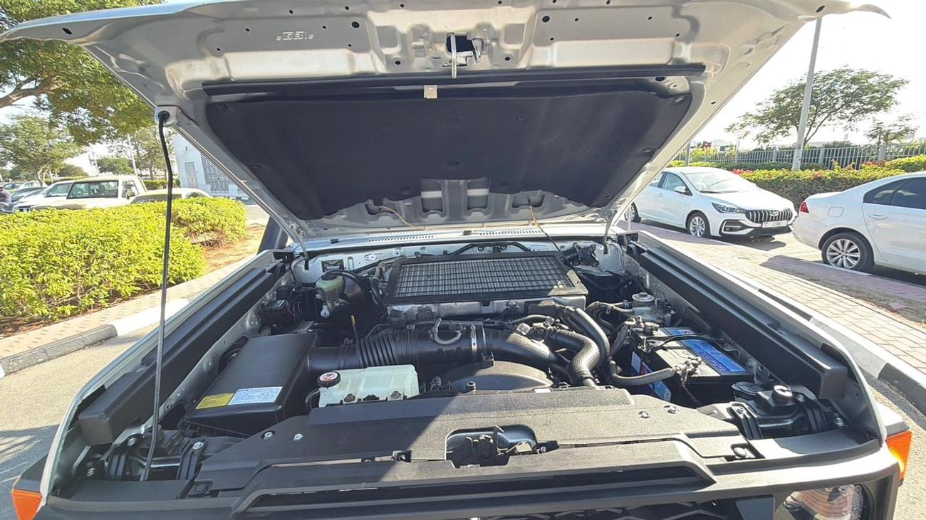 Toyota Land Cruiser Pick Up SINGLE CAB | MODIFIED TO 2025 MODEL | MANUAL TRANSMISSION | GTK SPORTS BAR | 4.5L DIESEL ENGINGE | R