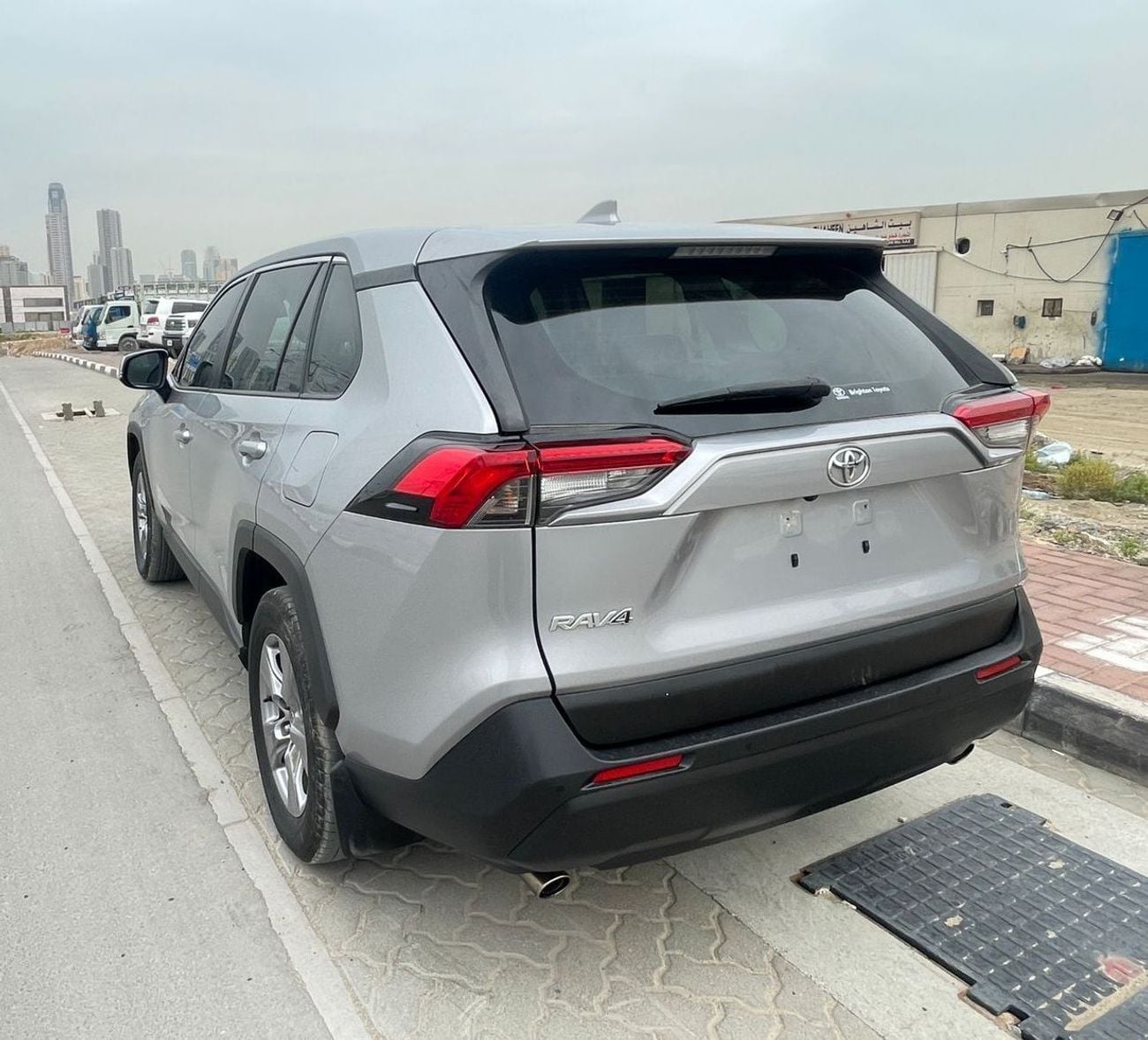 تويوتا راف ٤ Toyota Rav4 ,Petrol 2.0L ,right Hand Drive ,Only For Export Available