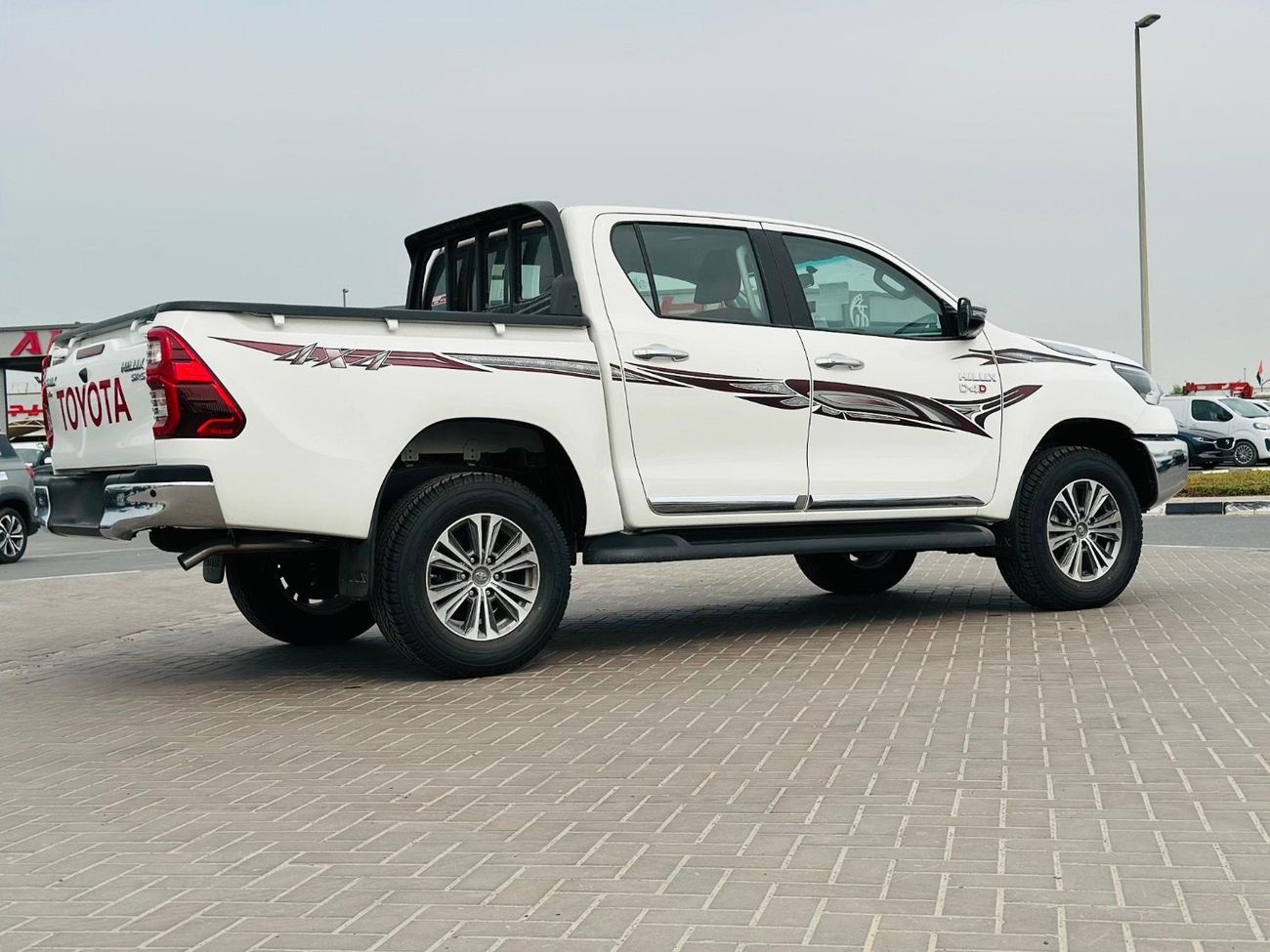 تويوتا هيلوكس S GLX 2.4L AWD A/T