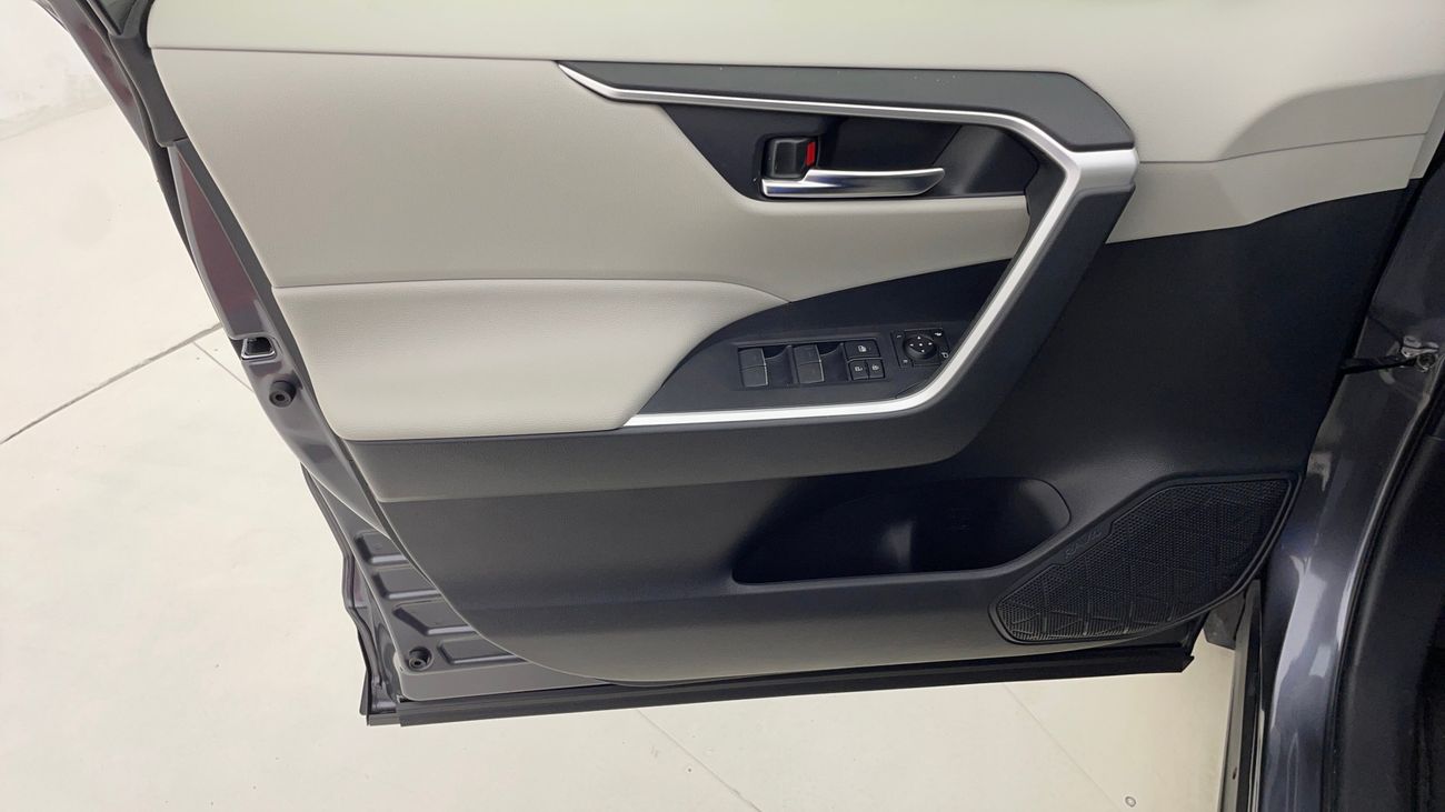 Toyota RAV4 ADVENTURE 2.5 | Zero Down Payment | Home Test Drive