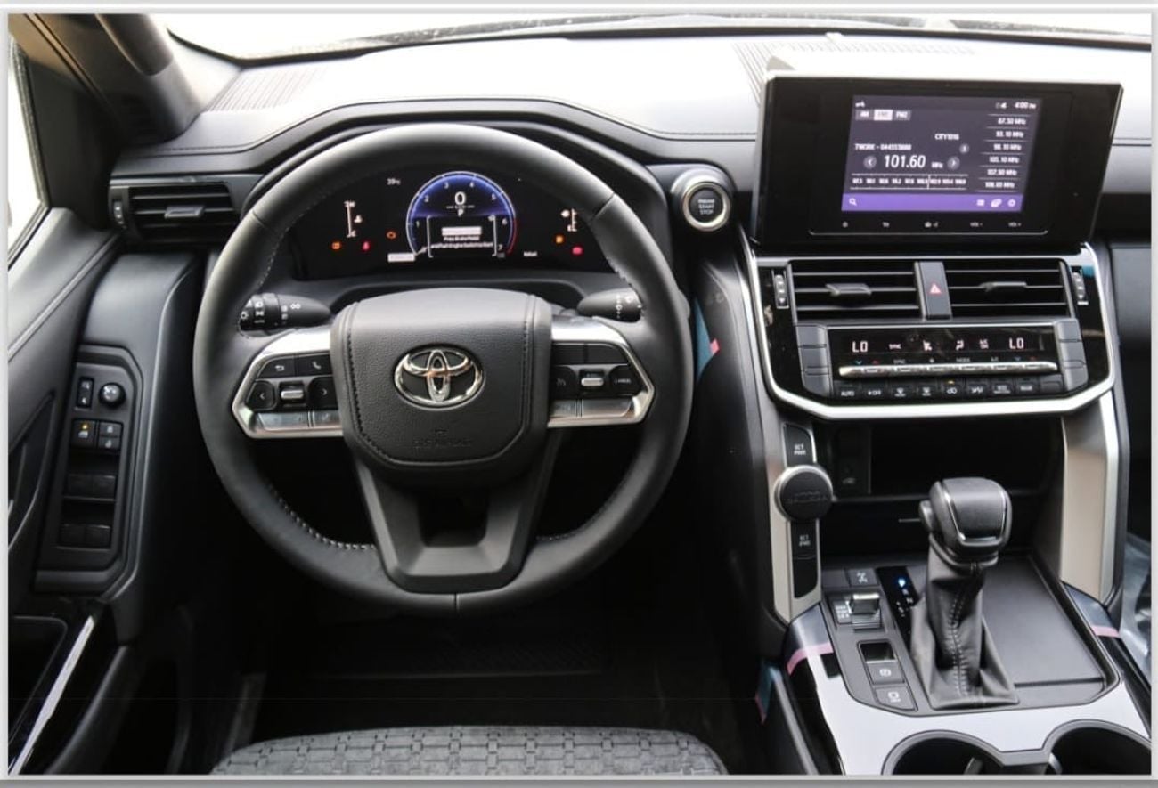 تويوتا لاند كروزر TOYOTA LAND CRUISER GXR 4.0 BASIC WHITE/BEIGE 2026
