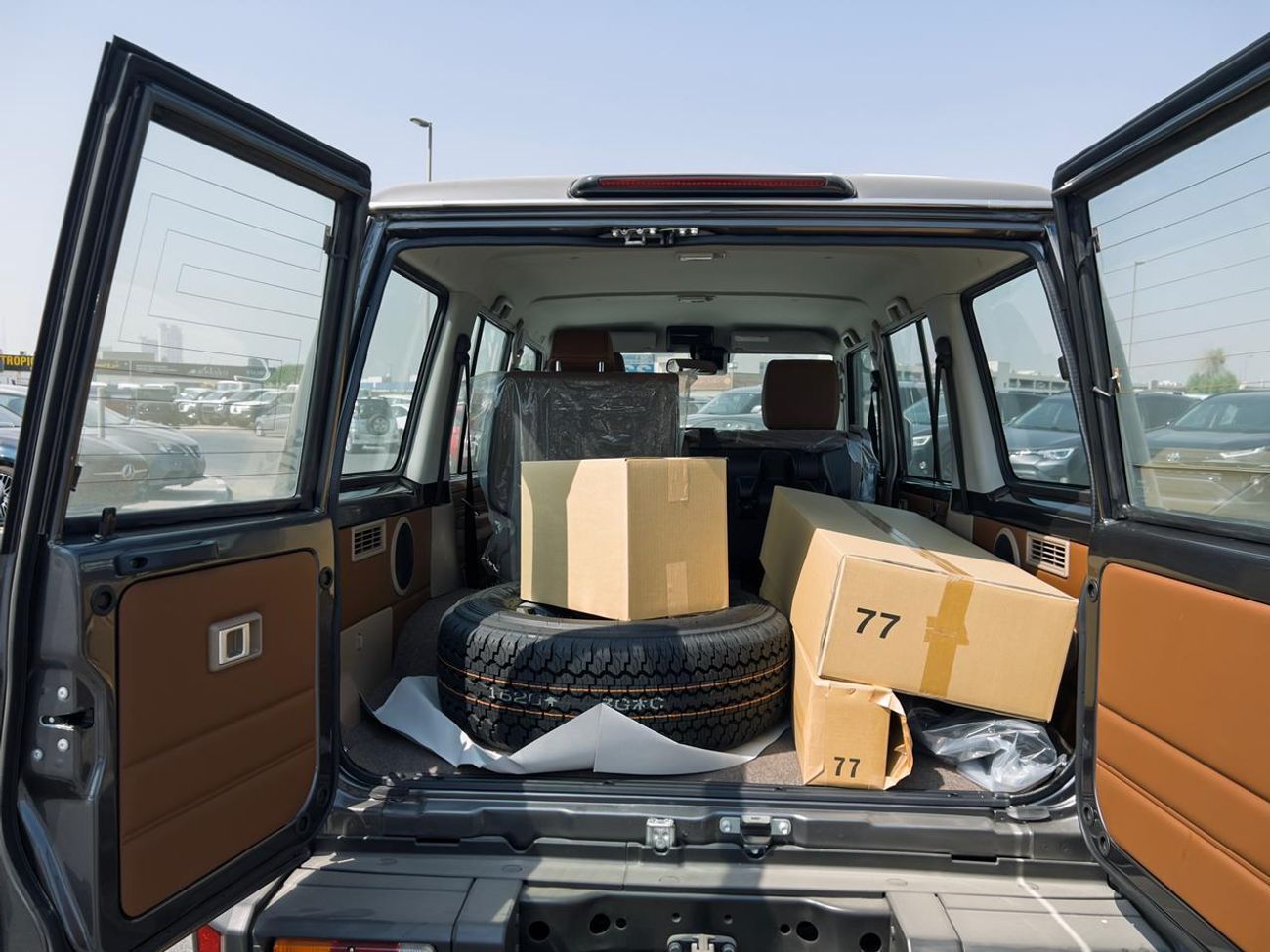 تويوتا لاند كروزر 70 EXPORT ONLY - TOYOTA LC76 LX 2.8L A/T