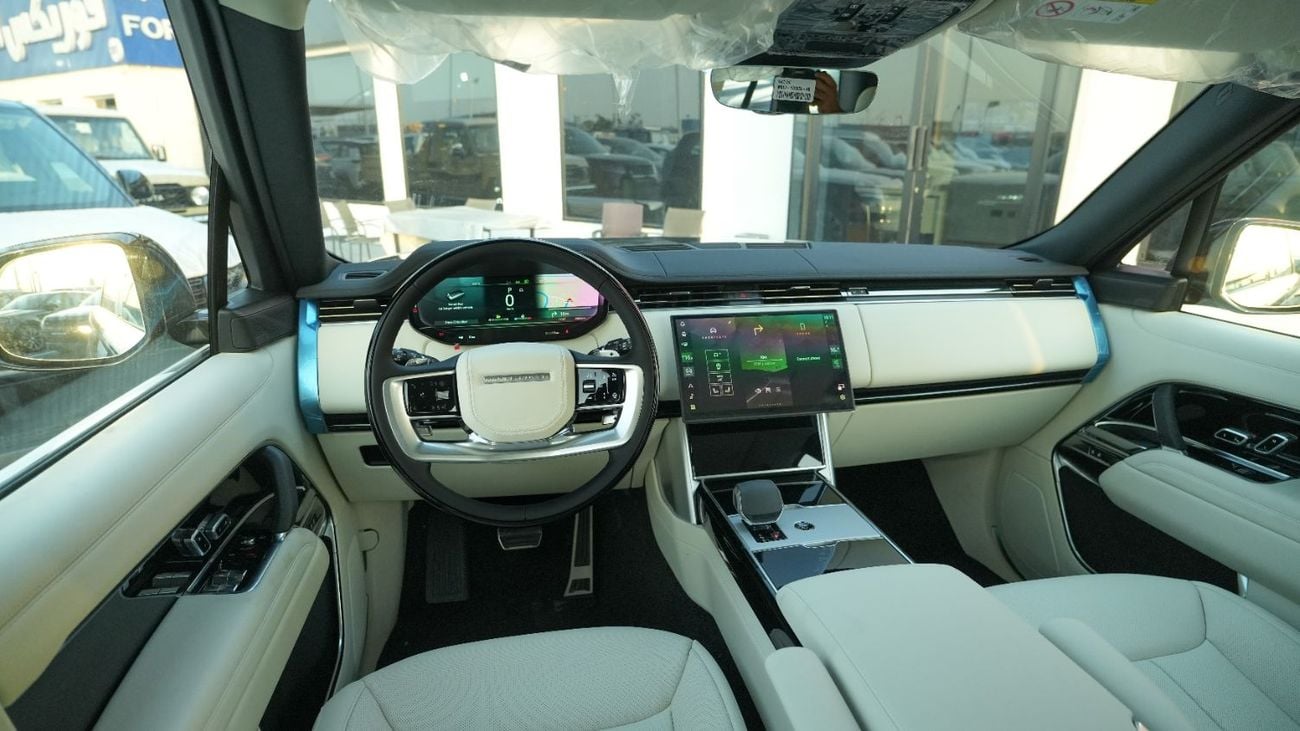 Land Rover Range Rover HSE P400 3.0L V6 Black 2026 MY Export Only