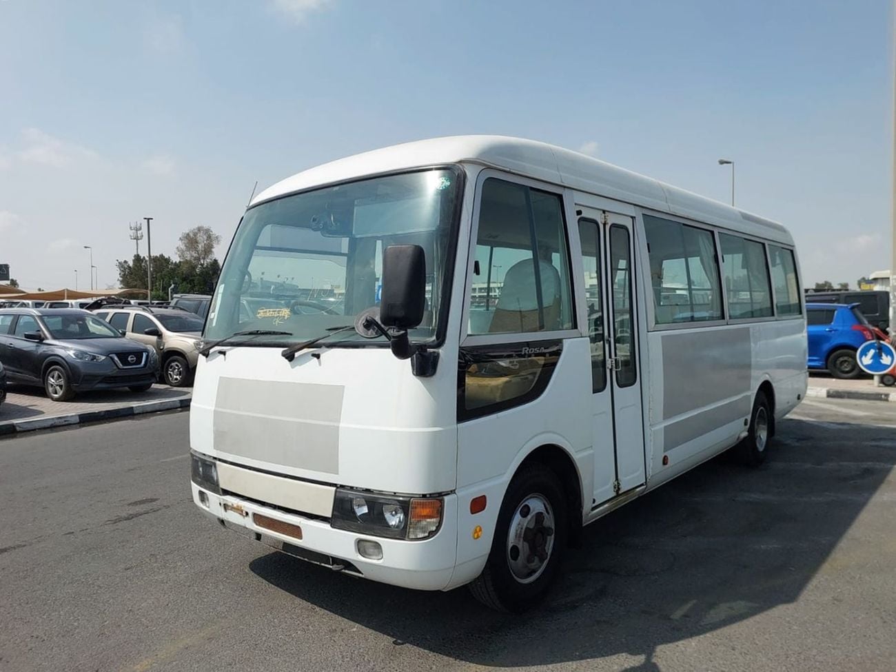 ميتسوبيشي روزا (RAMADAN OFFER) MITSUBISHI ROSA BUS RHD 2006 MODEL 4.9 L DIESEL MANUAL(PM00149)