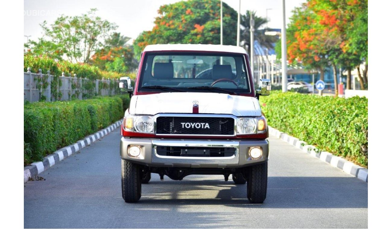 Toyota Land Cruiser Pick Up SC LX V6 4.0L Petrol MT With Diff.Lock