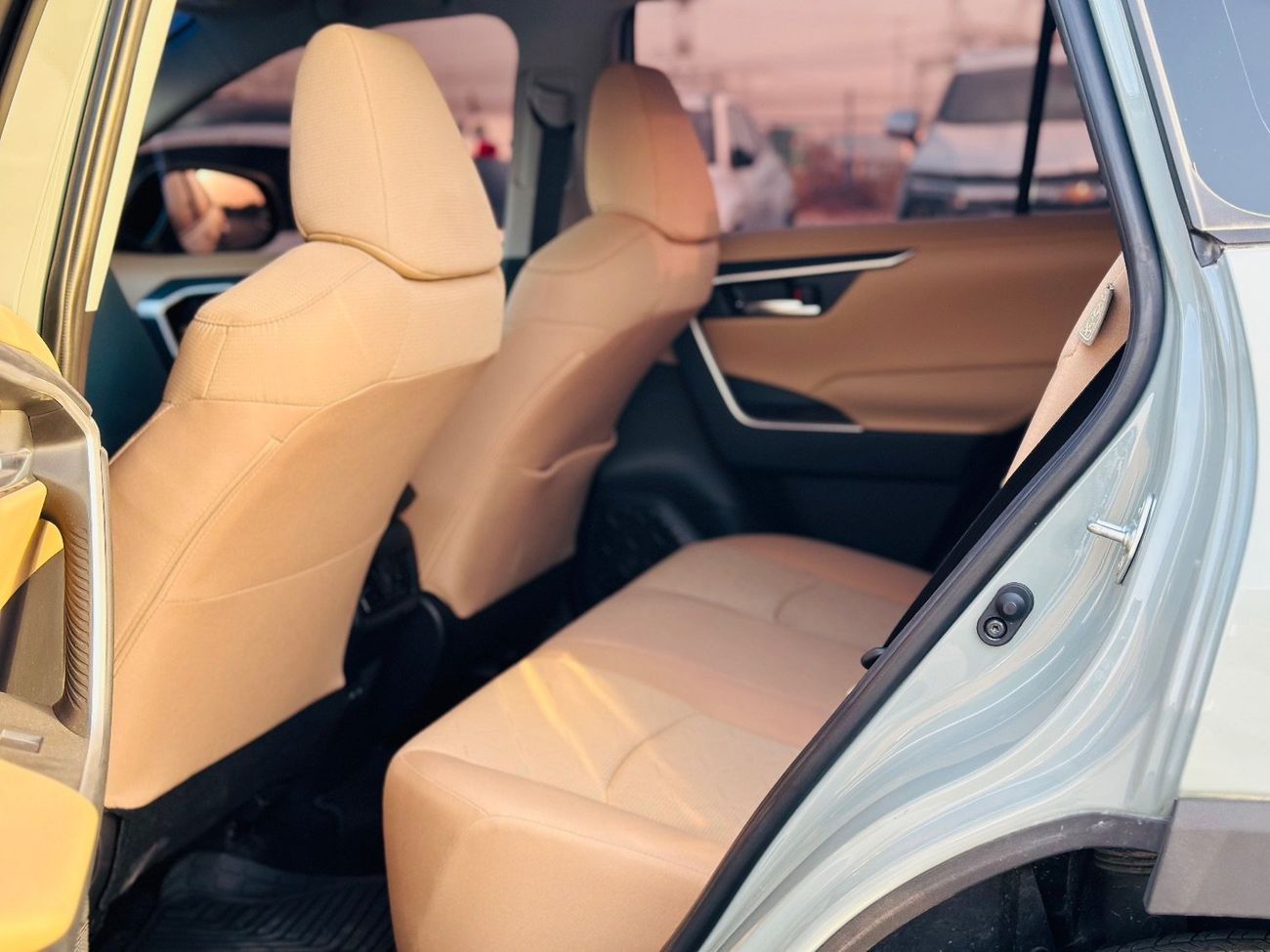 Toyota RAV4 2.5L (4WD) EXR