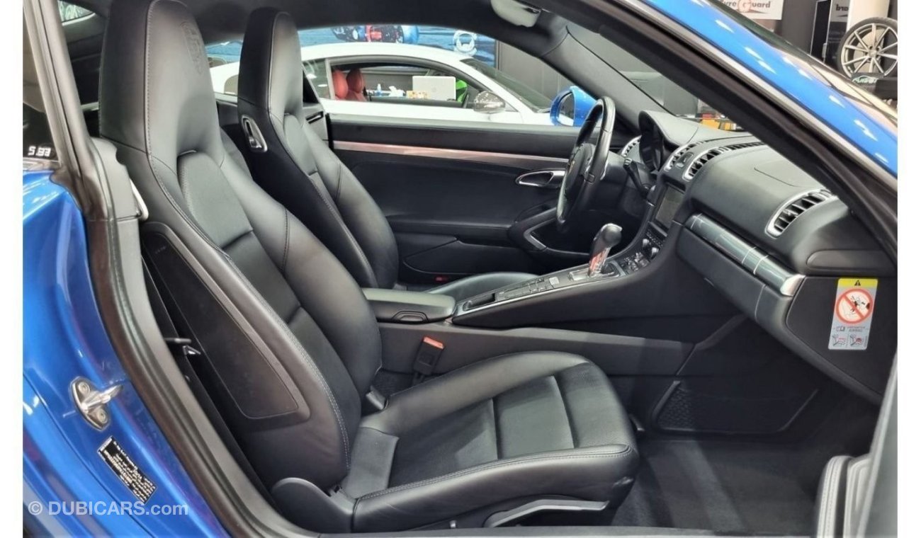 Porsche 718 Cayman Std PORSCHE CAYMAN 2015 GCC IN IMMACULATE CONDITION FULL SERVICE HISTORY FROM PORSCHE FOR 159K AED