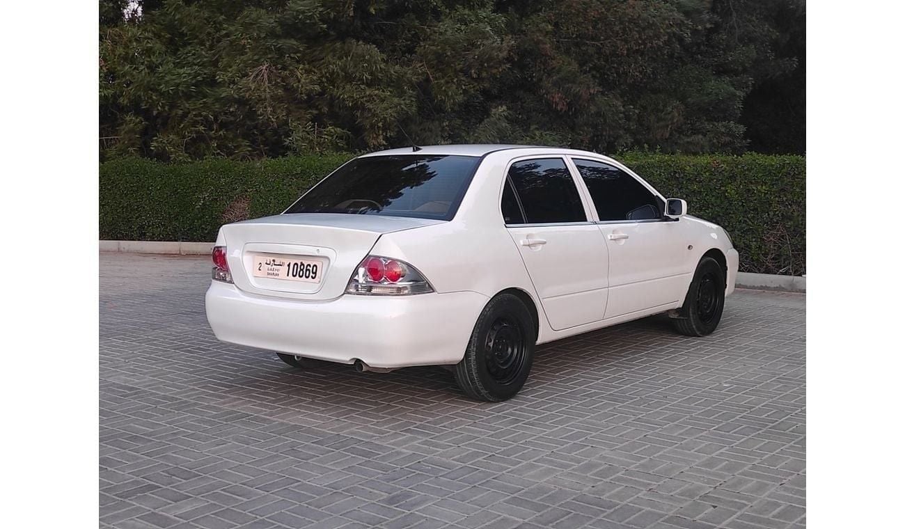 ميتسوبيشي لانسر Mitsubishi Lancer 2011 1.6 Gcc full automatic