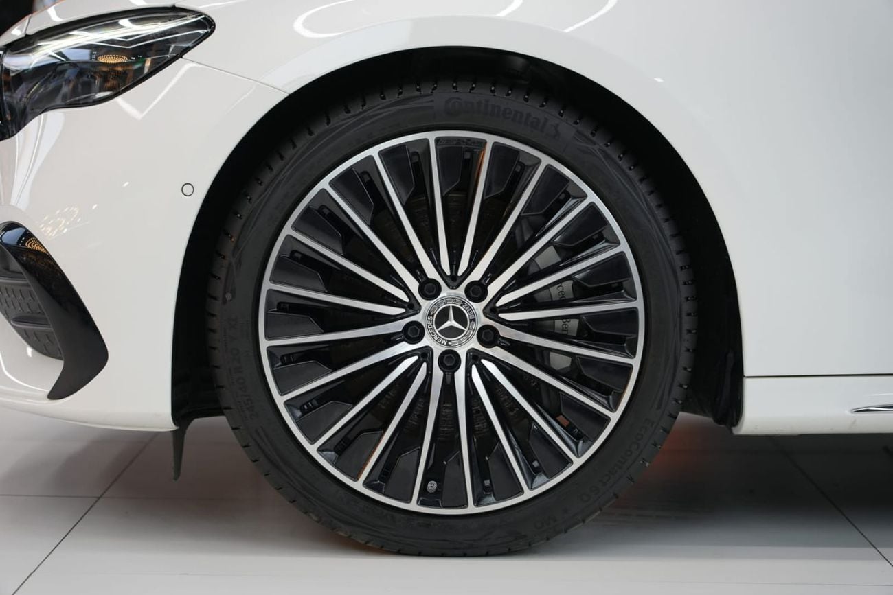مرسيدس بنز E200 Best | E 200 | GCC 0km | Agency Warranty | AMG Sports Package