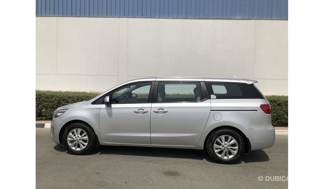 كيا كارنيفال 7 SEATER KIA CARNIVAL V6 2016 ONLY 870X60  MONTHLY EXCELLENT CONDITION UNLIMITED KM.WARRANTY