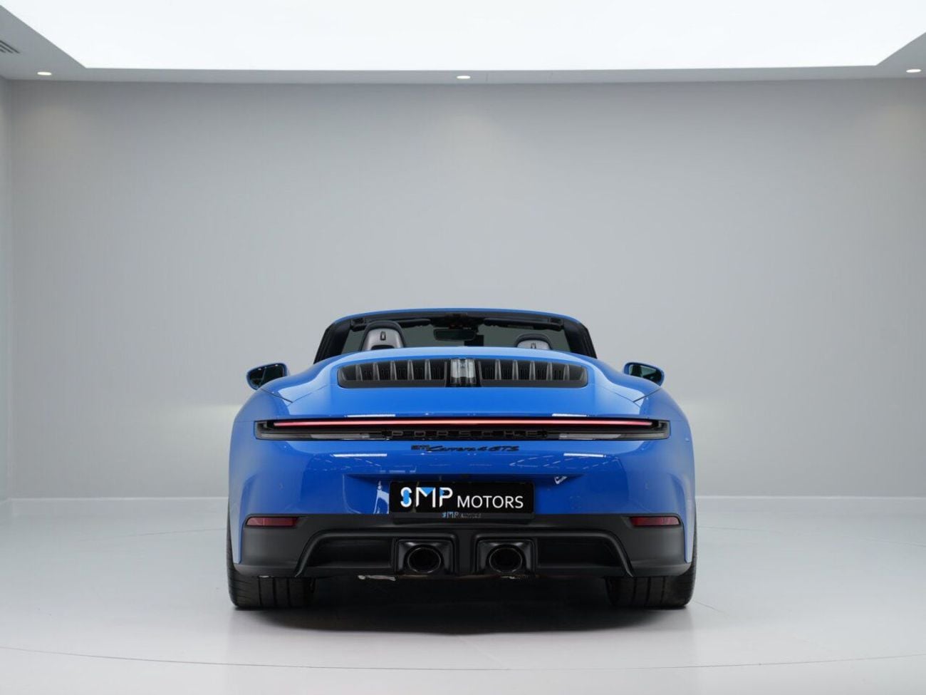 Porsche 911 CARRERA 4GTS