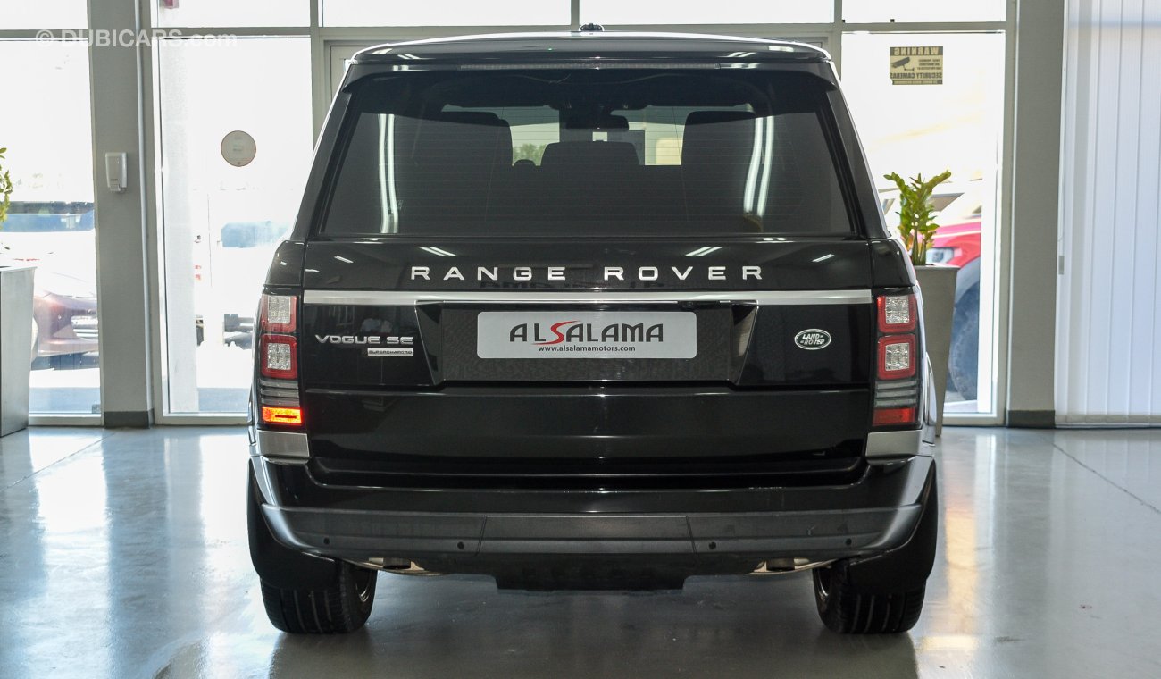 Land Rover Range Rover Vogue With Vogue SE Supercharged Badge