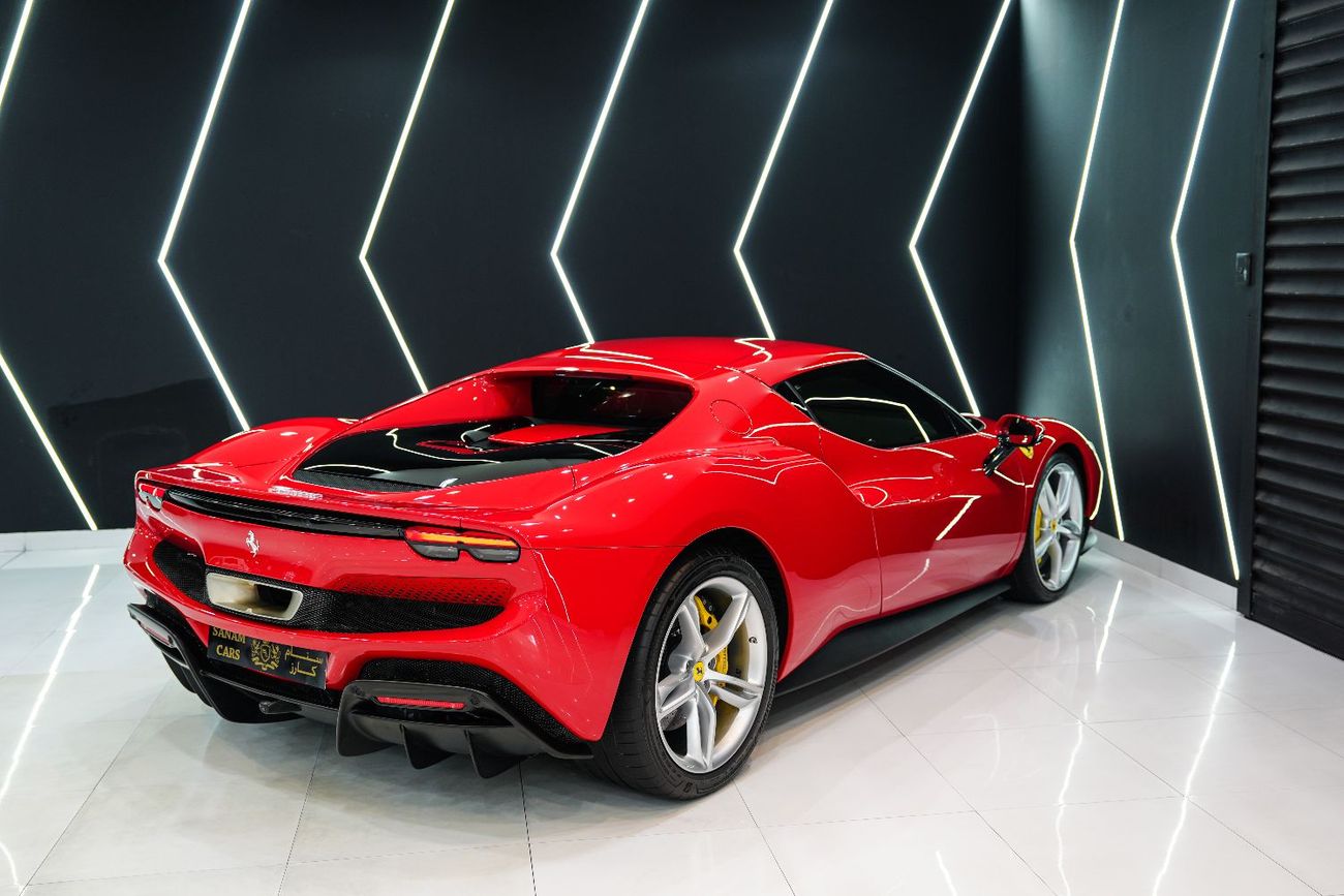 Ferrari 296 GTB 3.0T V6 PHEV 2023 Ferrari 296 GTB, JBL Audio, Carbon Fiber Steering Wheel, Passenger Display, Dealer