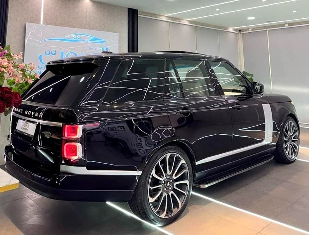Land Rover Range Rover VOGUE SE SUPERCHARGED VOGUE V8 || GCC II FULLY LOADED || PERFECT CONDITION || 98k