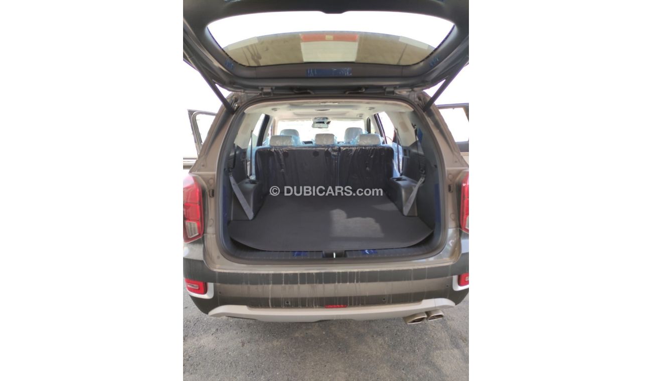 Hyundai Palisade 3.8 L  AWD Leather seats Head up display  Line departure radar  Blind spot radar  Big screen  Electr