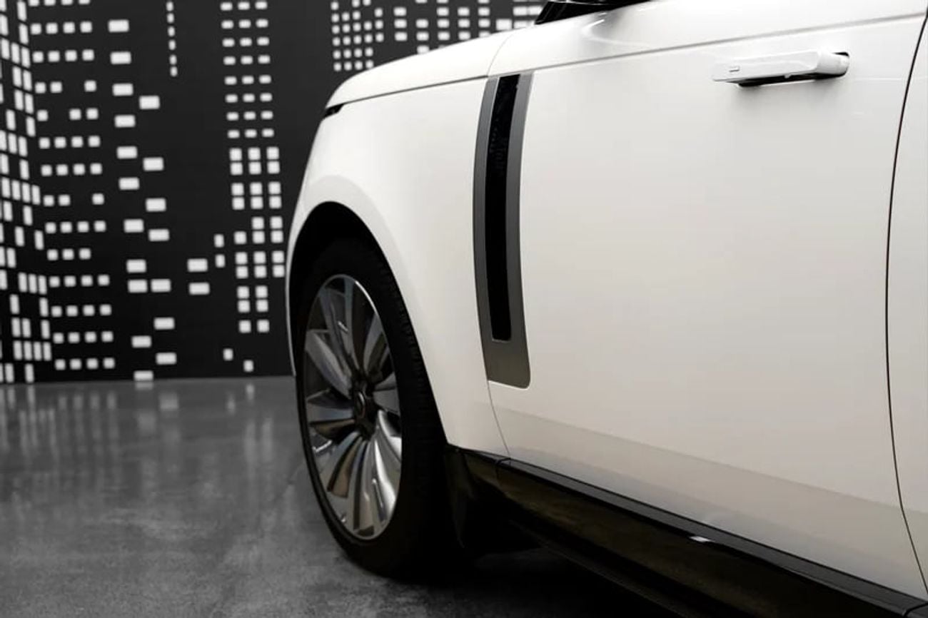 Land Rover Range Rover Sport SV Edition Two P635 4.4L RANGE ROVER | VOGUE SV | GCC SPECS | DEALER WARRANTY ALTAYER