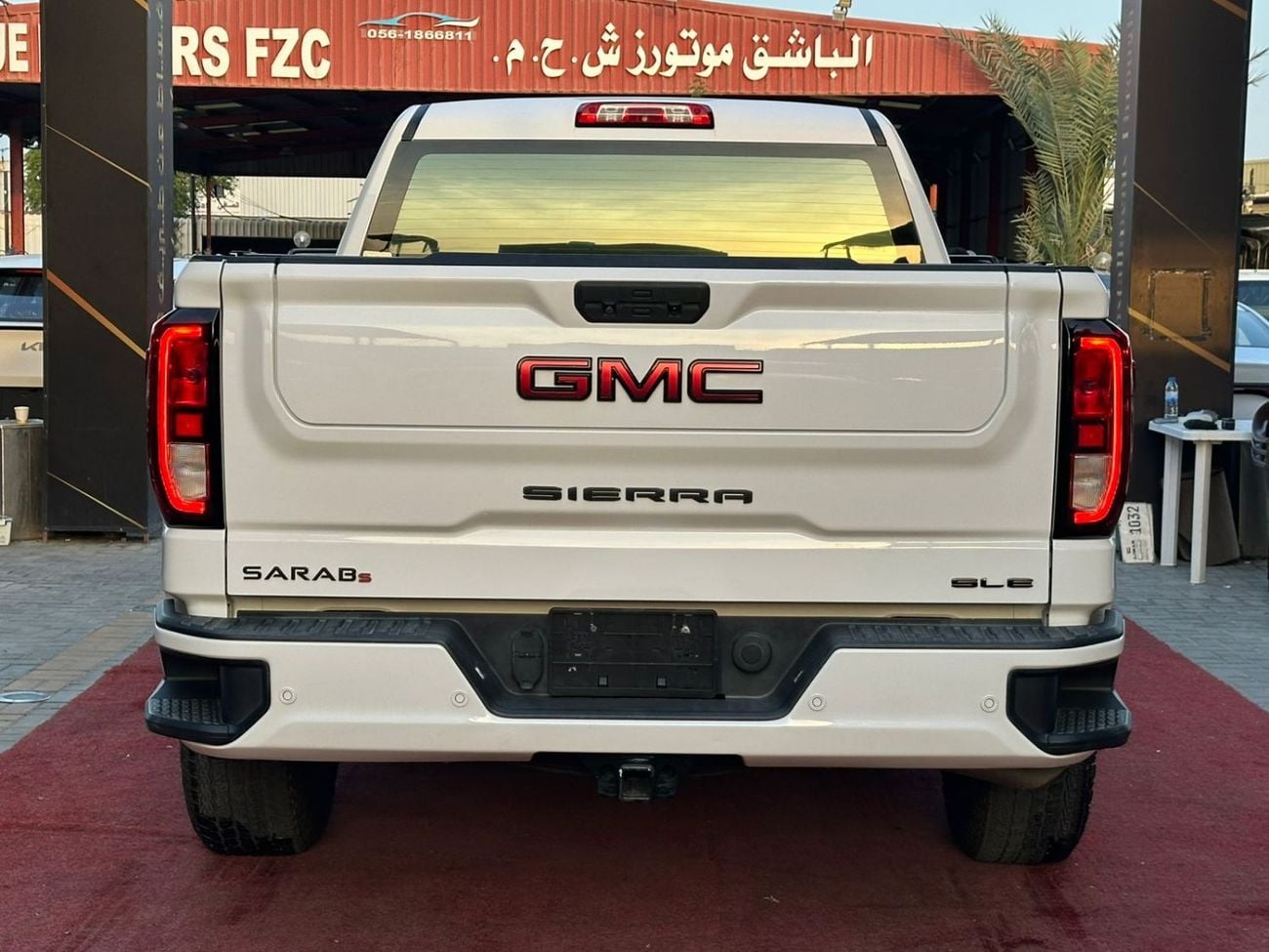 GMC Sierra 5.3L V8 SLT Crew Cab (AWD)