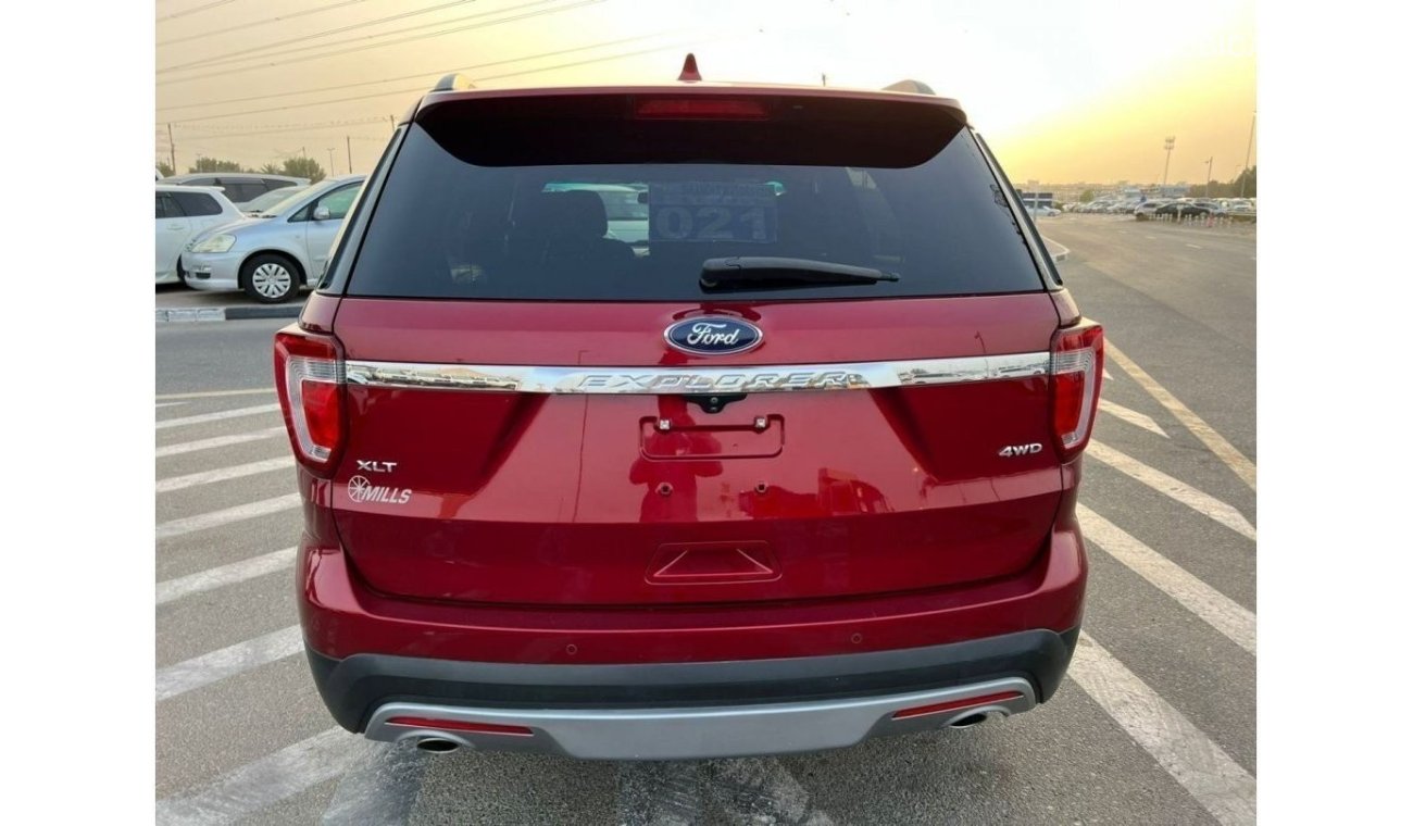 Ford Explorer 2017 Ford Explorer XLT 4x4 MidOption+ In Immaculate Condition / فقط للتصدير