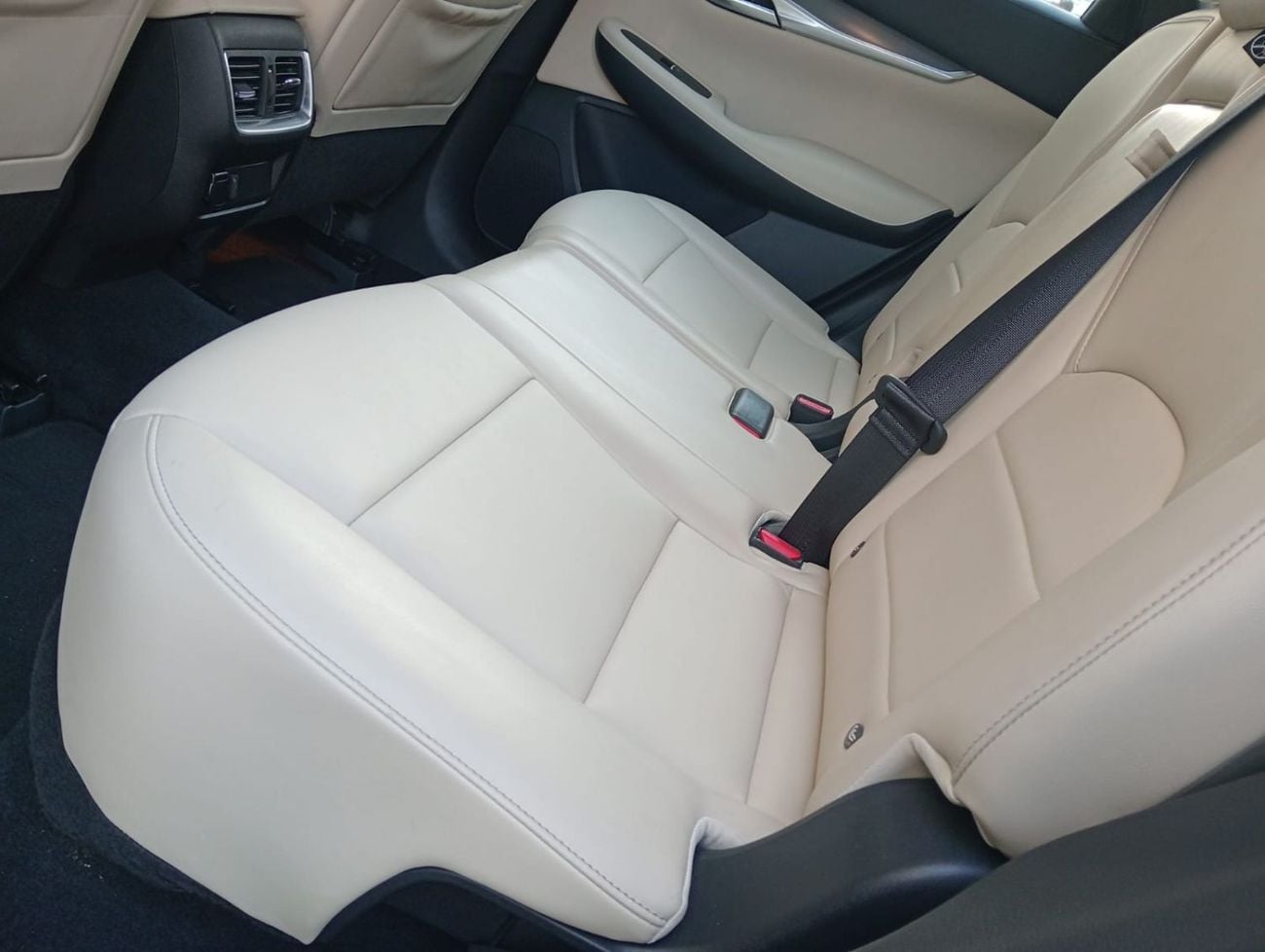 إنفينيتي QX50 LUXE