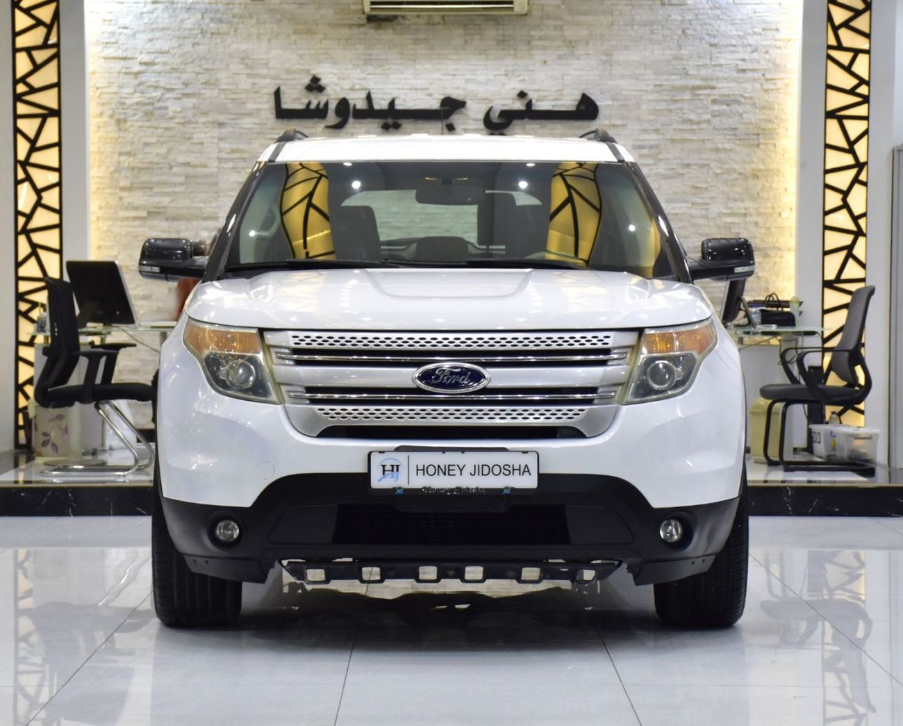 Ford Explorer EXCELLENT DEAL for our Ford Explorer XLT ( 2015 Model ) in White Color GCC Specs