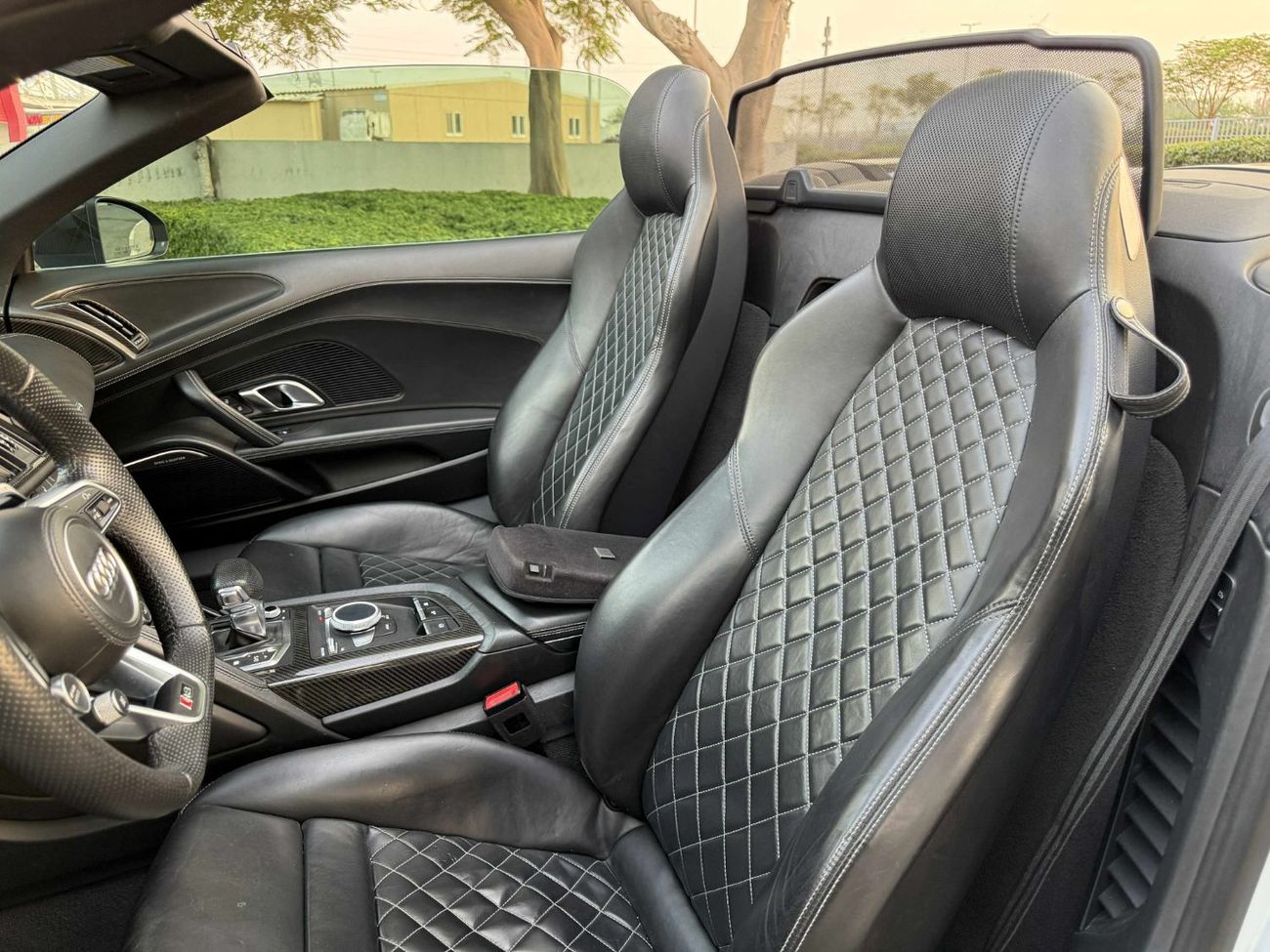 Audi R8 Spyder FSI 5.2L